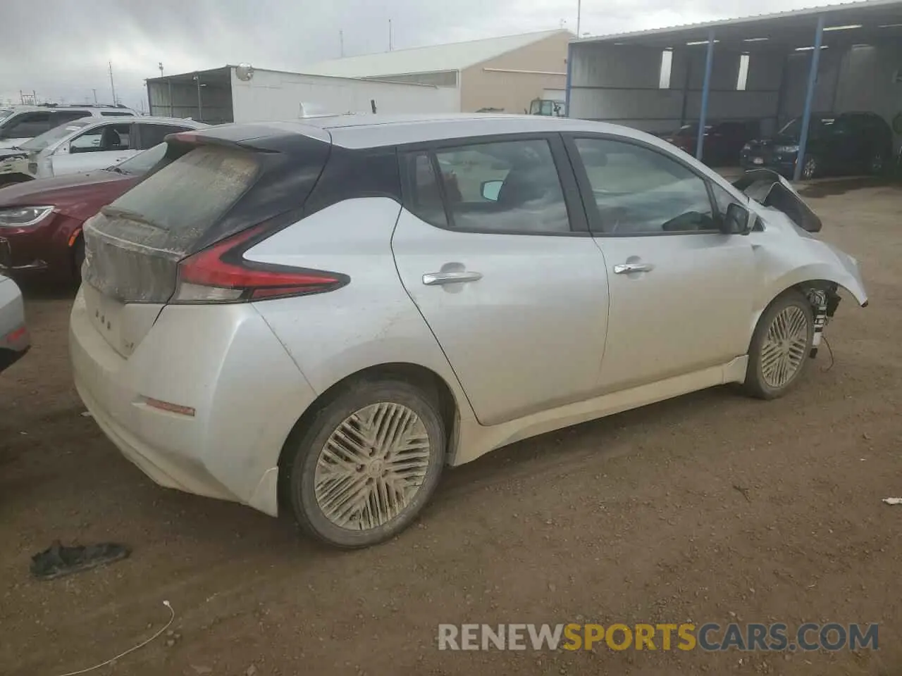 3 fotografías del automóvil dañado 1N4CZ1CV9RC553019 NISSAN LEAF 2024