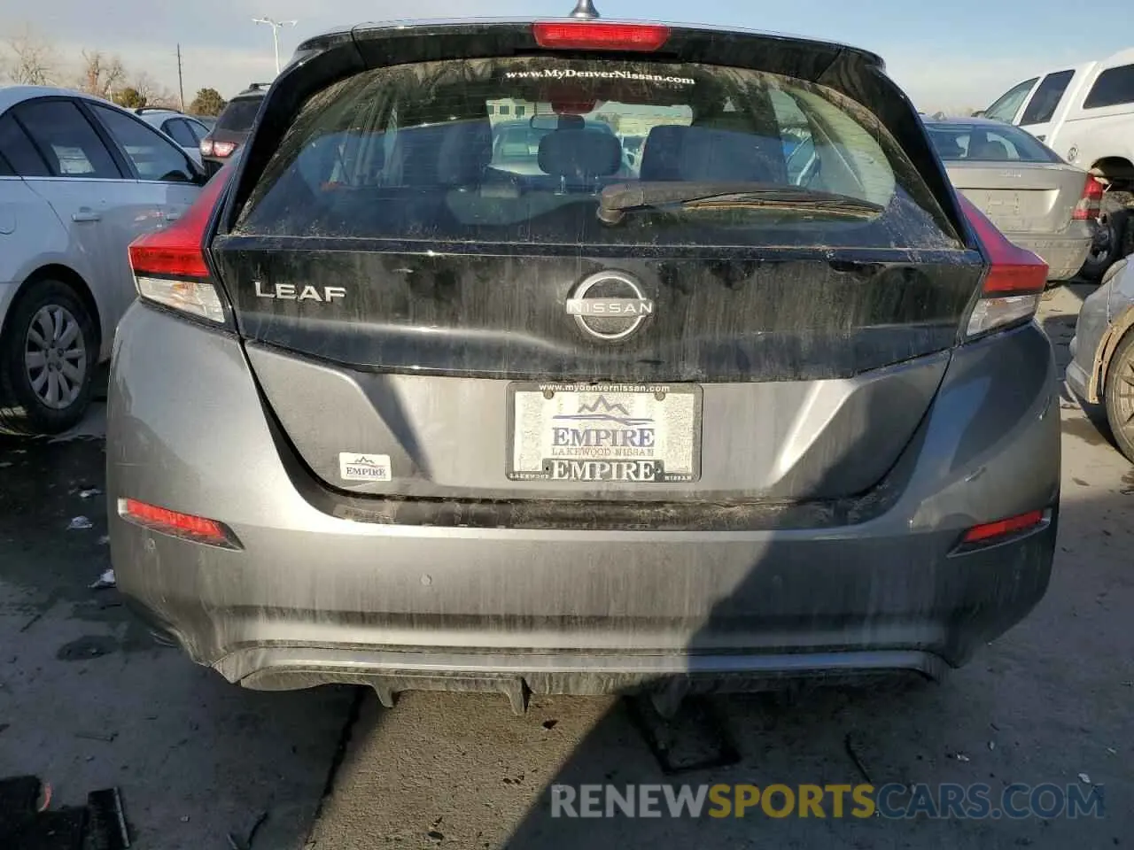 6 fotografías del automóvil dañado 1N4AZ1BV1SC560402 NISSAN LEAF 2025