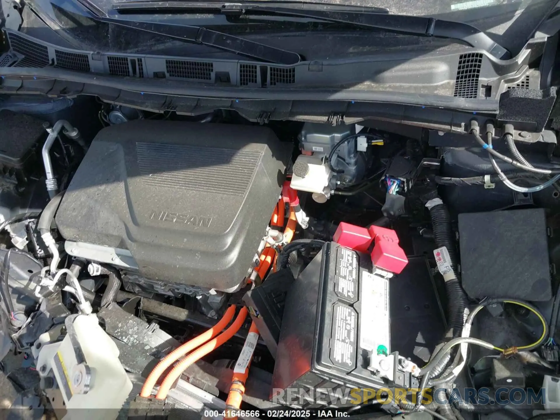10 fotografías del automóvil dañado 1N4AZ1BV6SC550092 NISSAN LEAF 2025