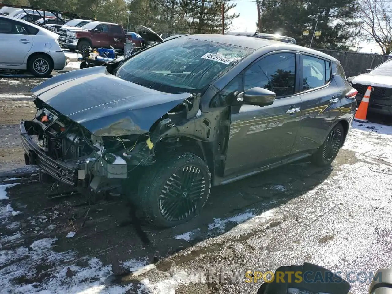1 fotografías del automóvil dañado 1N4CZ1CV1SC557488 NISSAN LEAF 2025