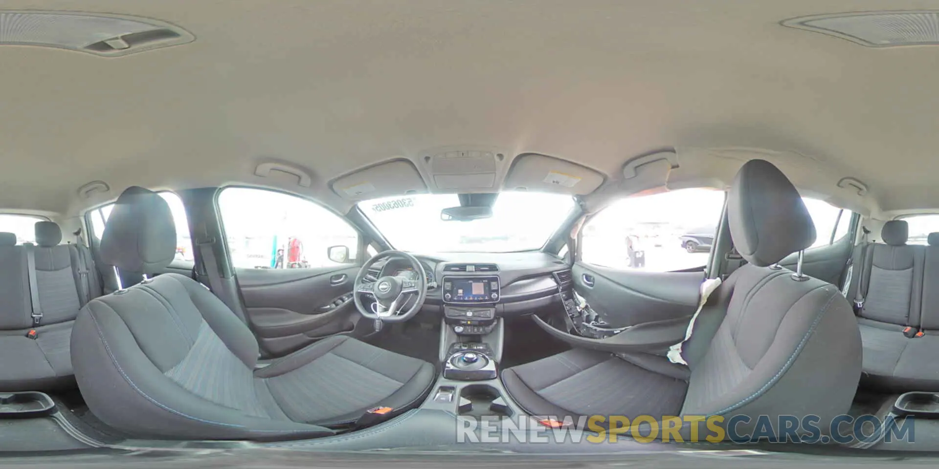 14 fotografías del automóvil dañado 1N4CZ1CV5SC550592 NISSAN LEAF 2025