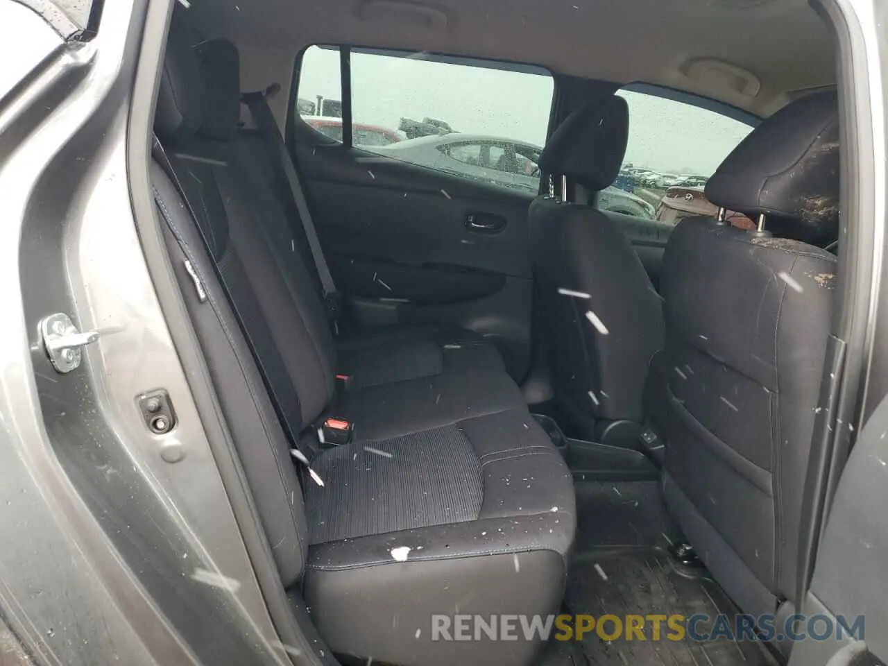 10 fotografías del automóvil dañado 1N4CZ1CV9SC557643 NISSAN LEAF 2025