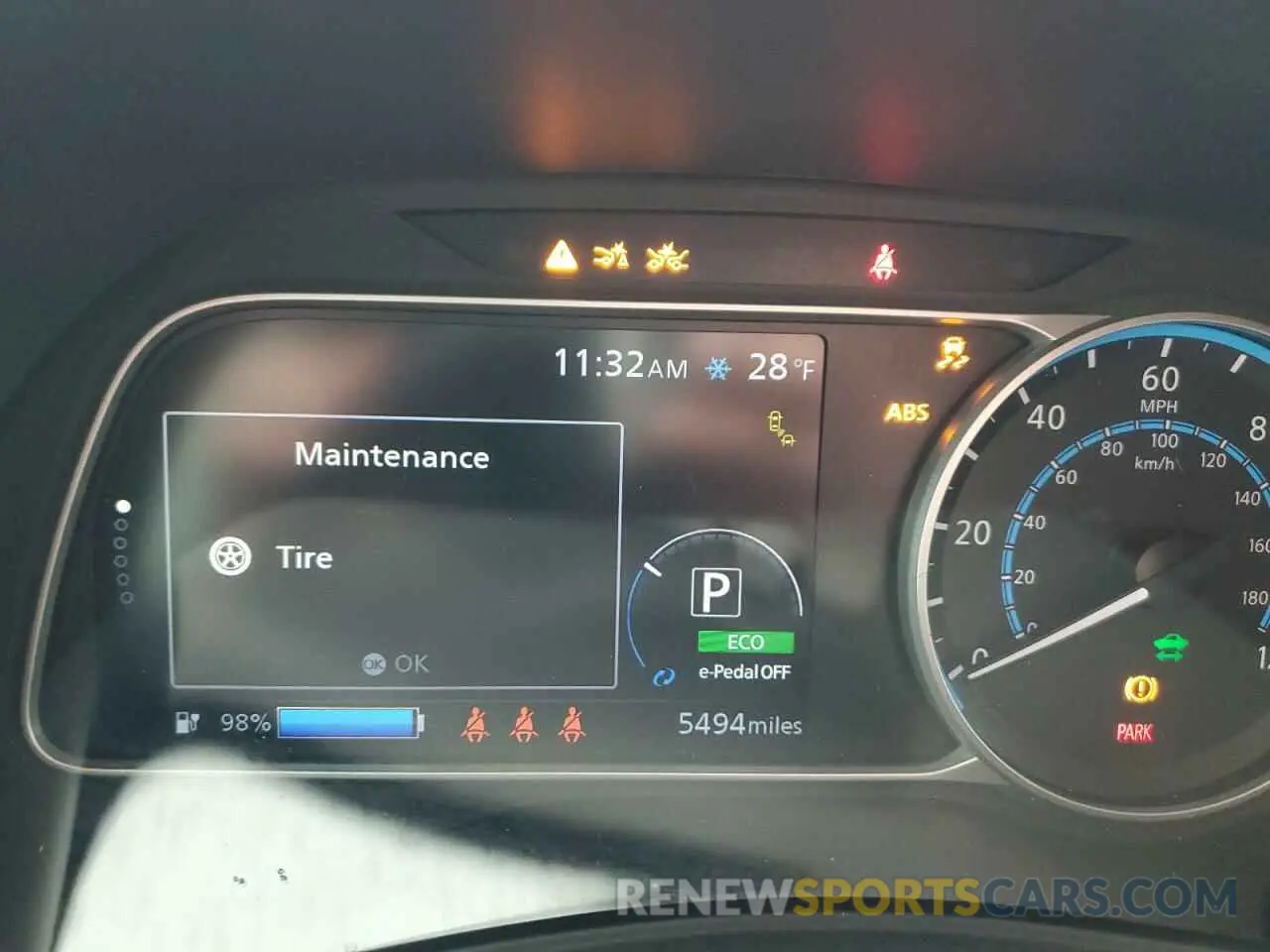 9 fotografías del automóvil dañado 1N4CZ1CV9SC557643 NISSAN LEAF 2025