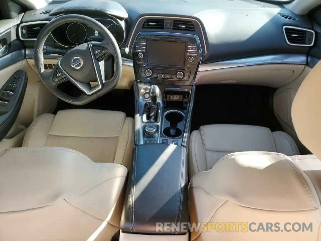 8 fotografías del automóvil dañado 1N4AA6AV0KC375361 NISSAN MAXIMA 2019