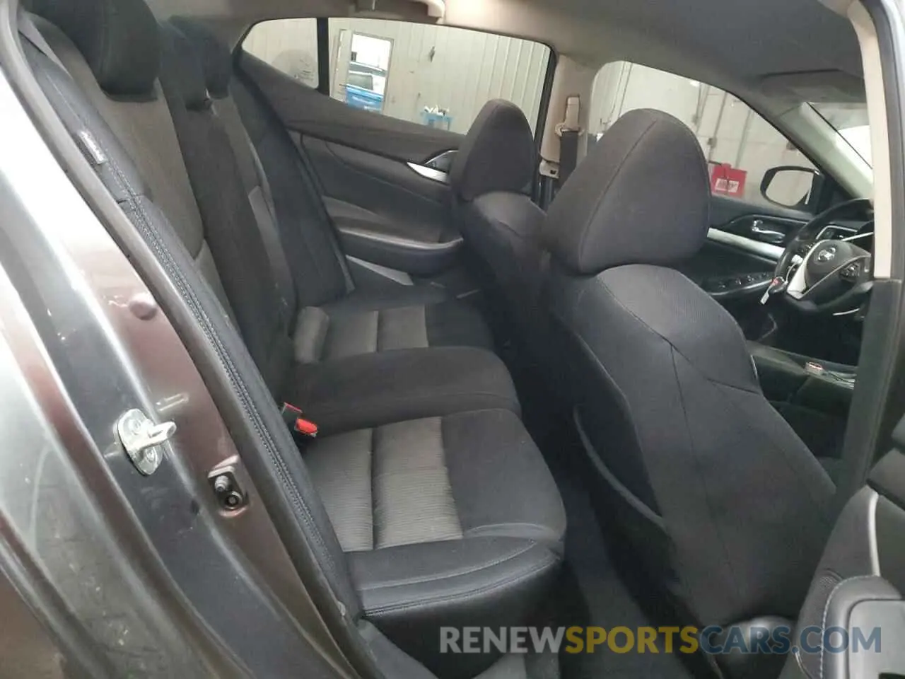 10 fotografías del automóvil dañado 1N4AA6AV0KC378647 NISSAN MAXIMA 2019