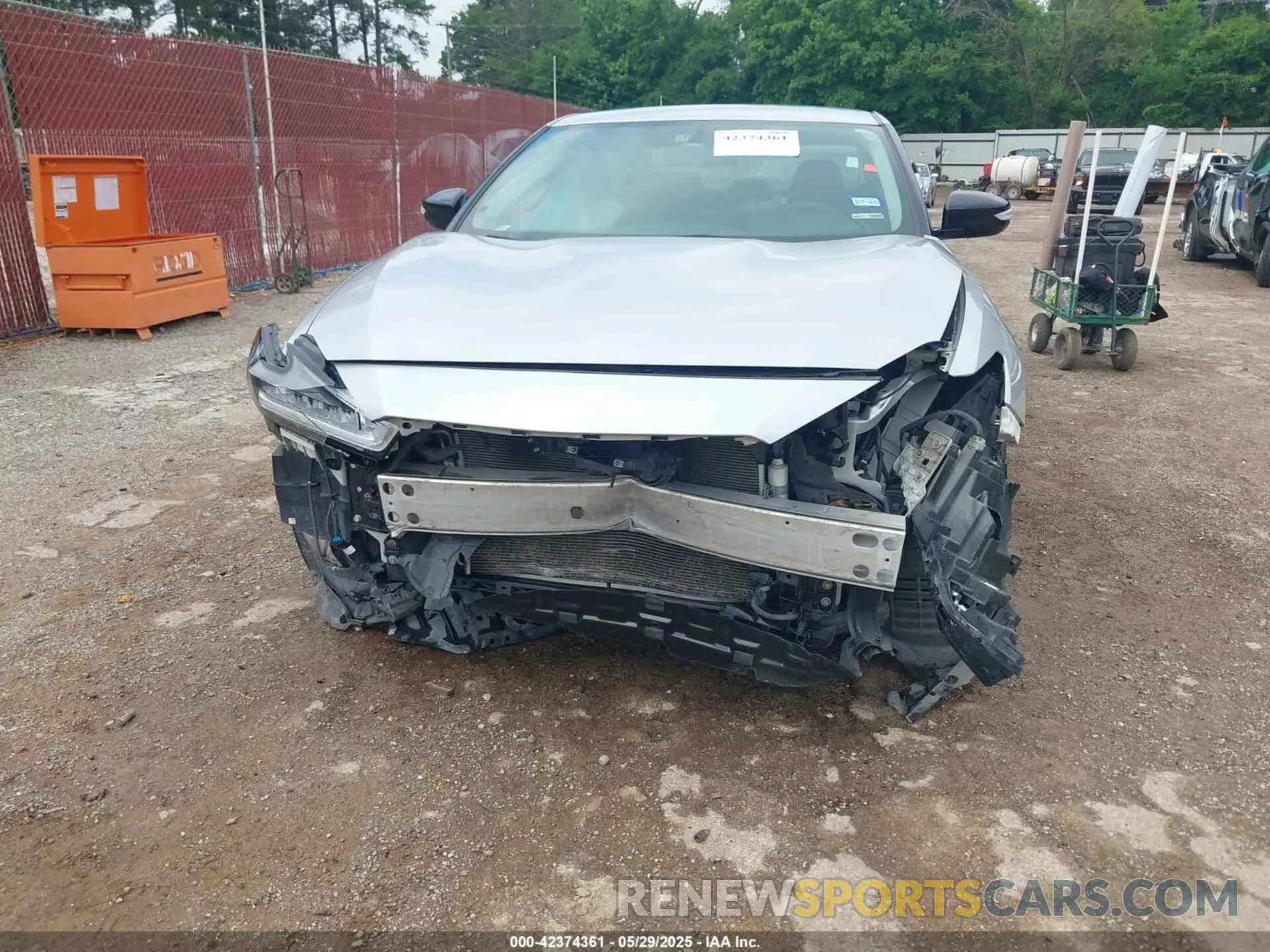 6 fotografías del automóvil dañado 1N4AA6AV1KC361453 NISSAN MAXIMA 2019