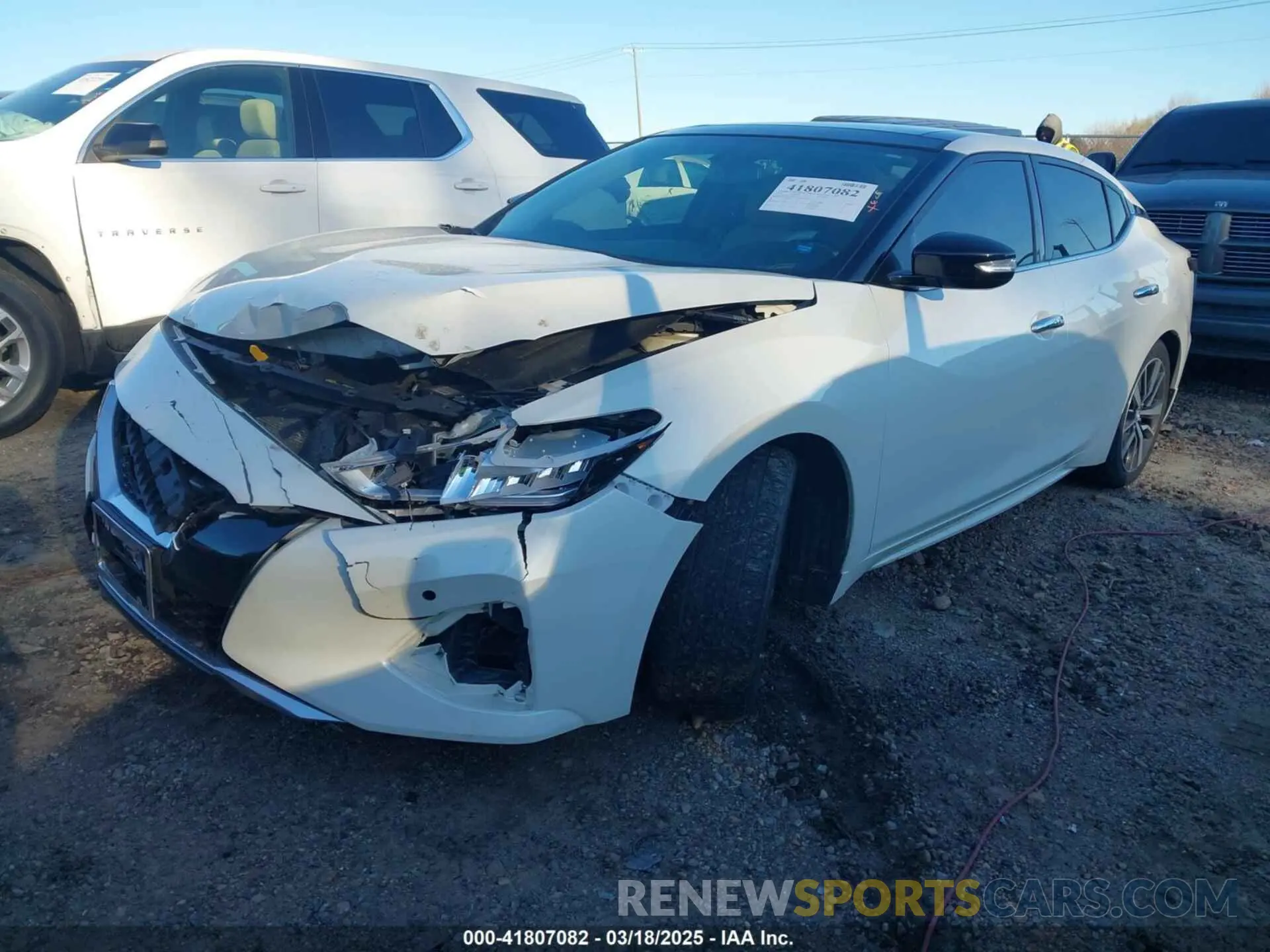 2 fotografías del automóvil dañado 1N4AA6AV1KC375062 NISSAN MAXIMA 2019