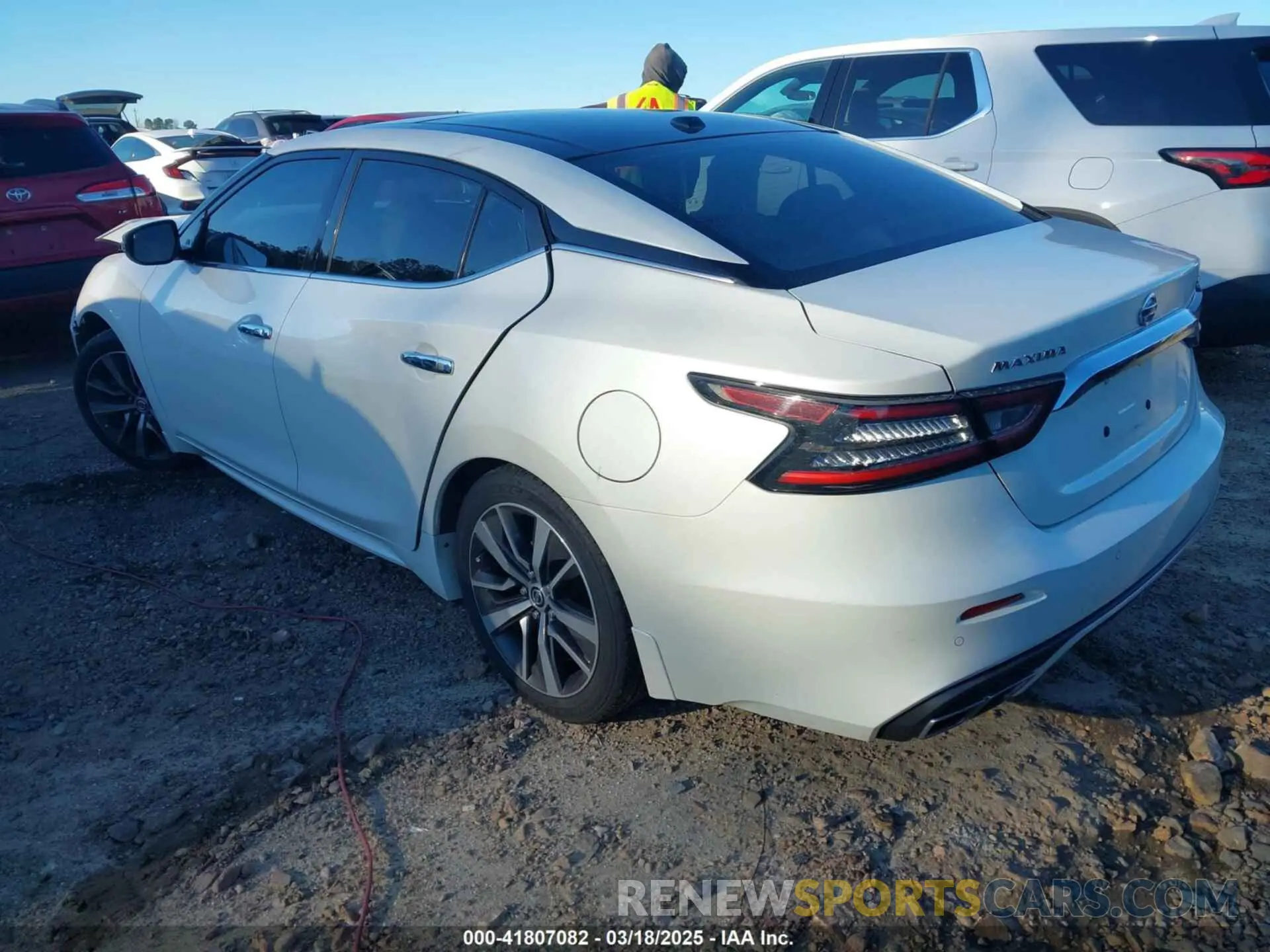 3 fotografías del automóvil dañado 1N4AA6AV1KC375062 NISSAN MAXIMA 2019