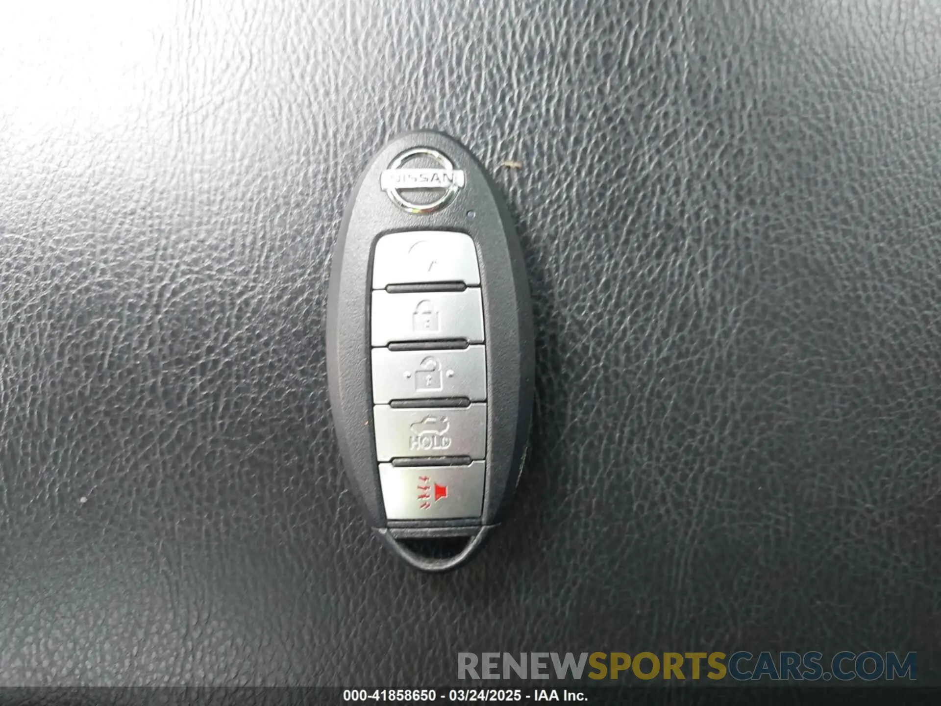 11 fotografías del automóvil dañado 1N4AA6AV2KC360683 NISSAN MAXIMA 2019