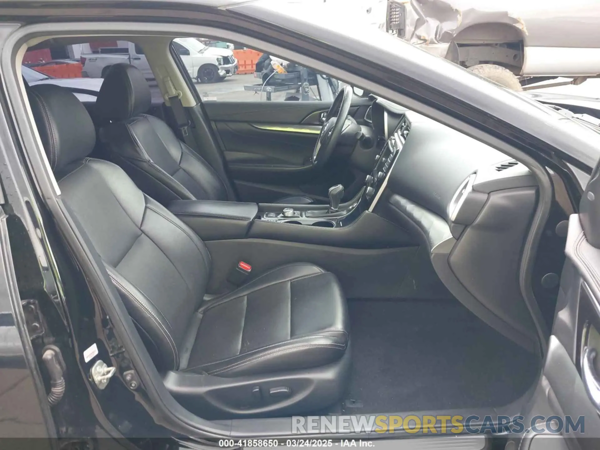 5 fotografías del automóvil dañado 1N4AA6AV2KC360683 NISSAN MAXIMA 2019