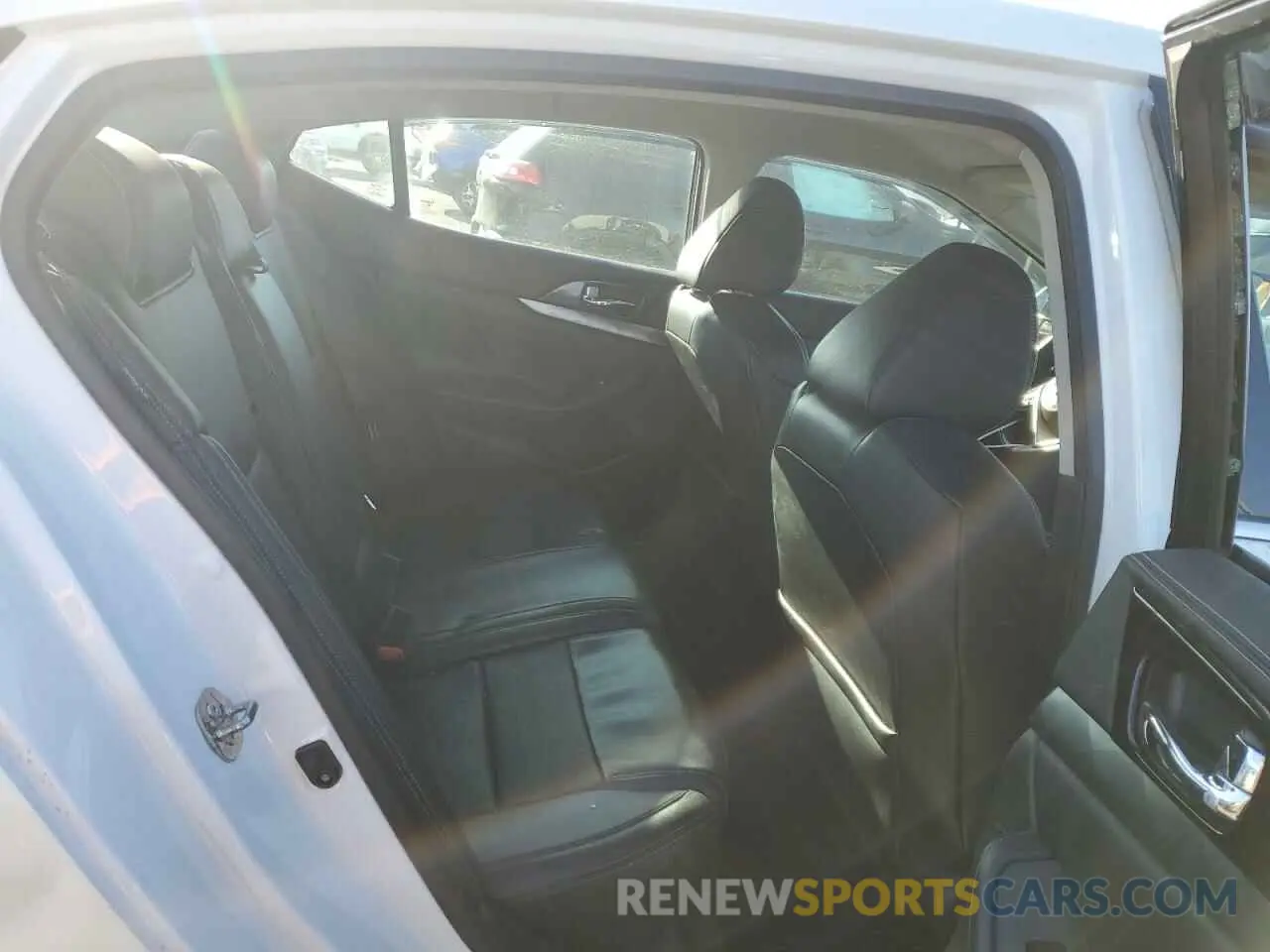 10 fotografías del automóvil dañado 1N4AA6AV2KC367469 NISSAN MAXIMA 2019