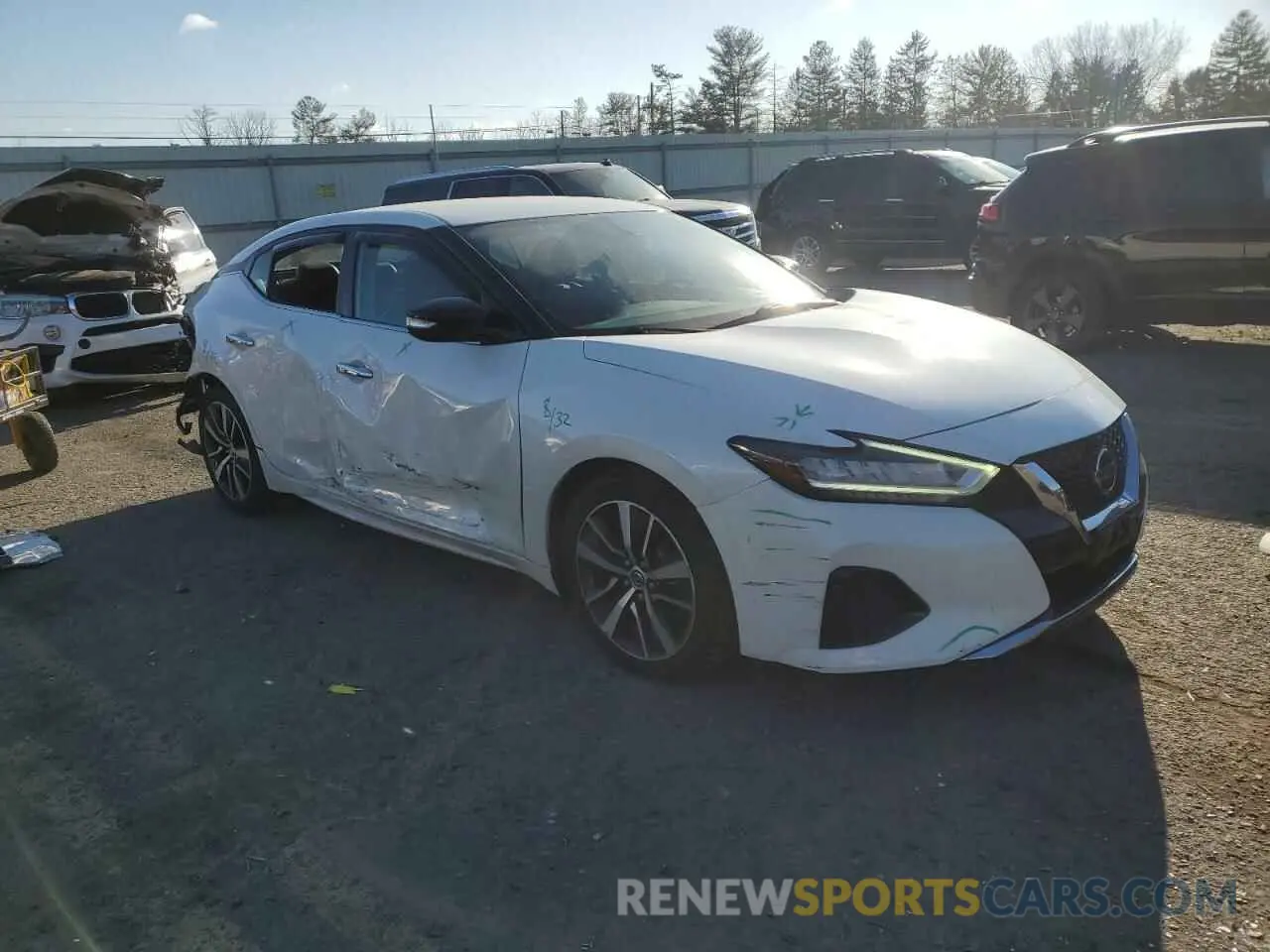 4 fotografías del automóvil dañado 1N4AA6AV2KC367469 NISSAN MAXIMA 2019