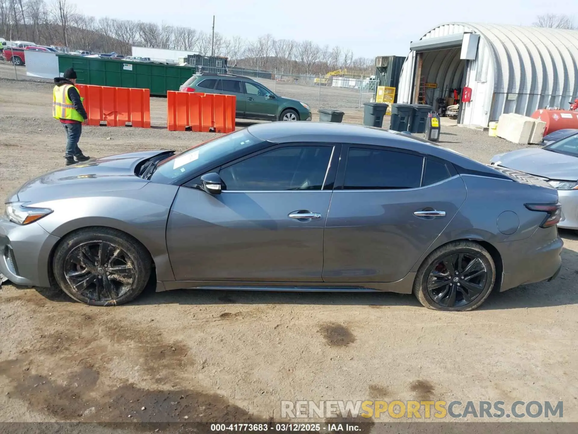 14 fotografías del automóvil dañado 1N4AA6AV3KC366766 NISSAN MAXIMA 2019