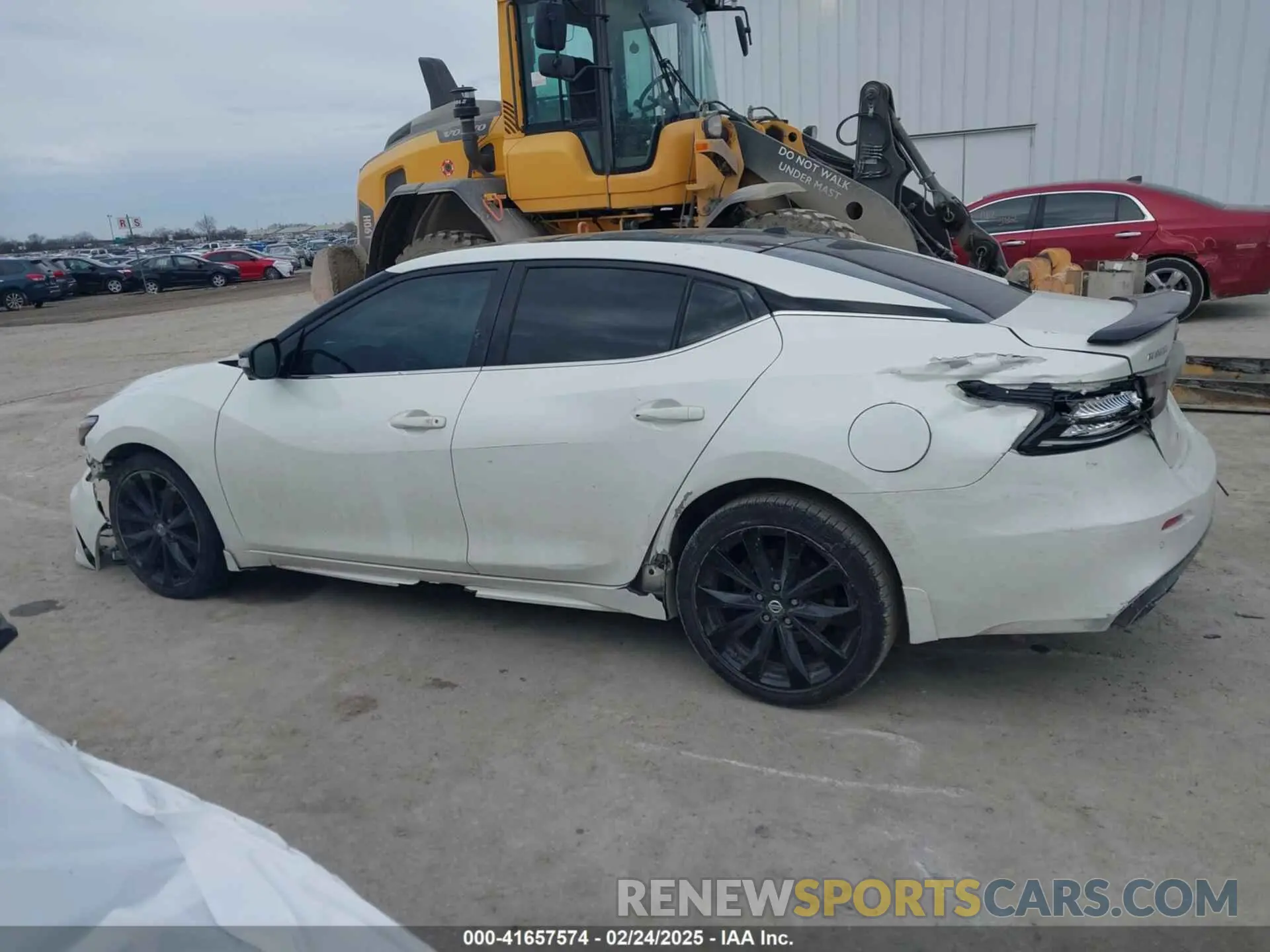 13 fotografías del automóvil dañado 1N4AA6AV4KC373824 NISSAN MAXIMA 2019