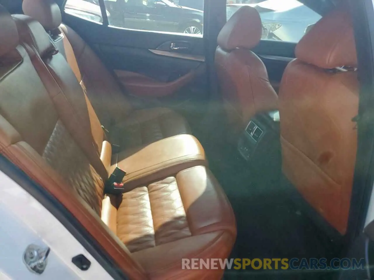 10 fotografías del automóvil dañado 1N4AA6AV4KC375072 NISSAN MAXIMA 2019