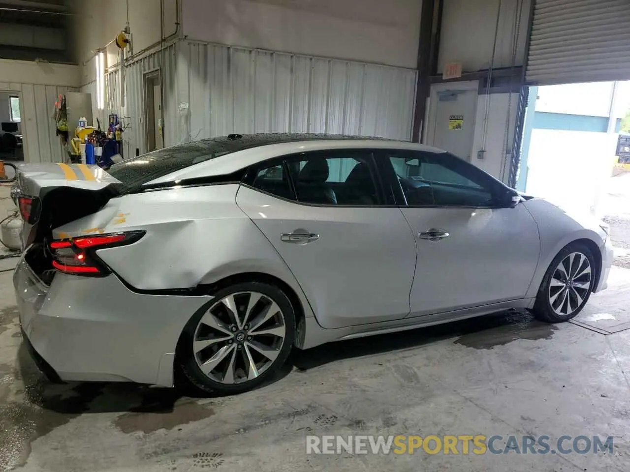 3 fotografías del automóvil dañado 1N4AA6AV4KC380191 NISSAN MAXIMA 2019