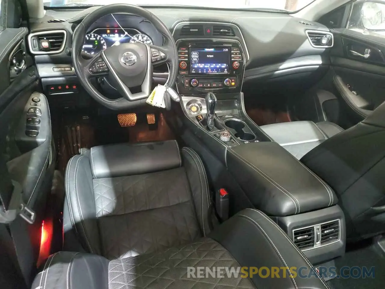 8 fotografías del automóvil dañado 1N4AA6AV4KC380191 NISSAN MAXIMA 2019