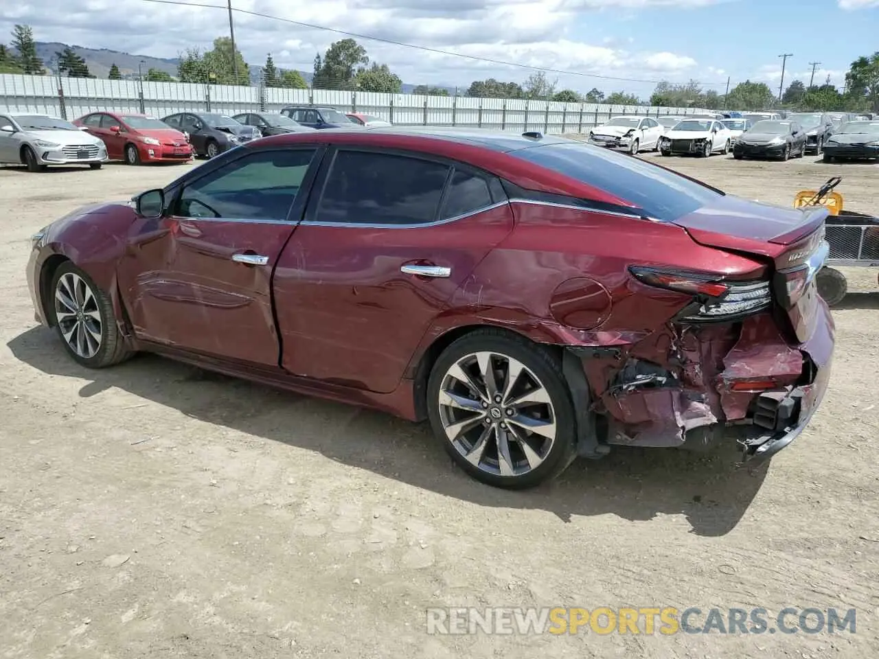 2 fotografías del automóvil dañado 1N4AA6AV5KC367983 NISSAN MAXIMA 2019