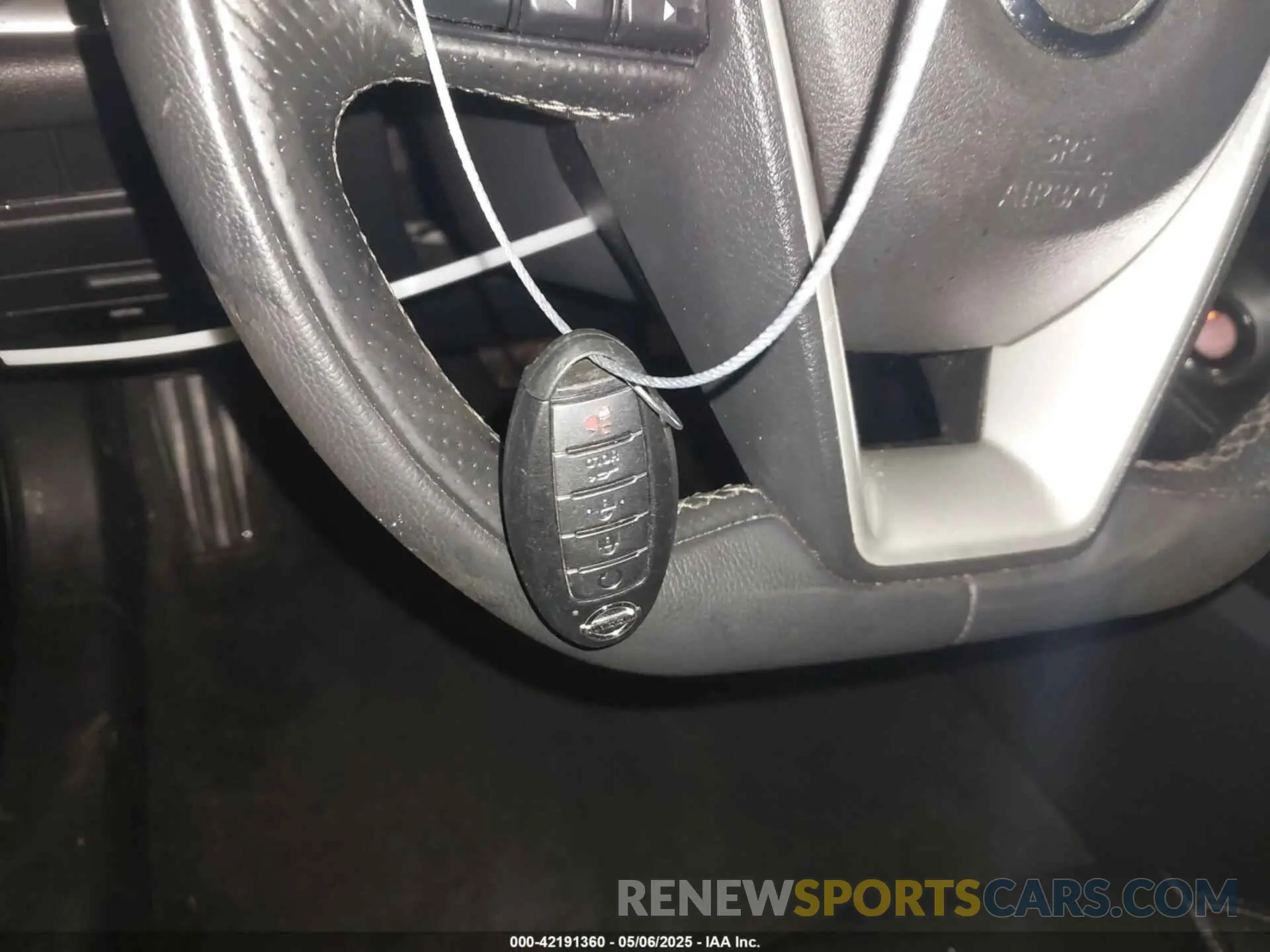 11 fotografías del automóvil dañado 1N4AA6AV6KC365031 NISSAN MAXIMA 2019