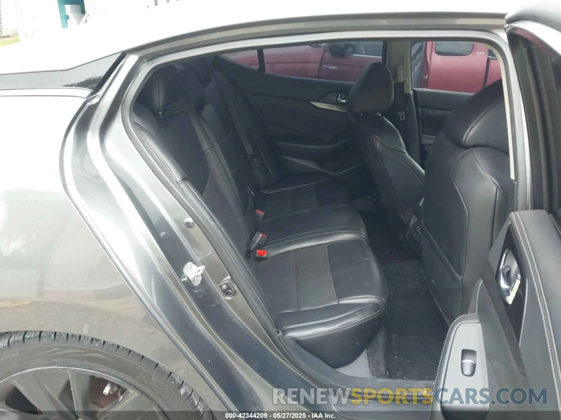 8 fotografías del automóvil dañado 1N4AA6AV6KC371850 NISSAN MAXIMA 2019