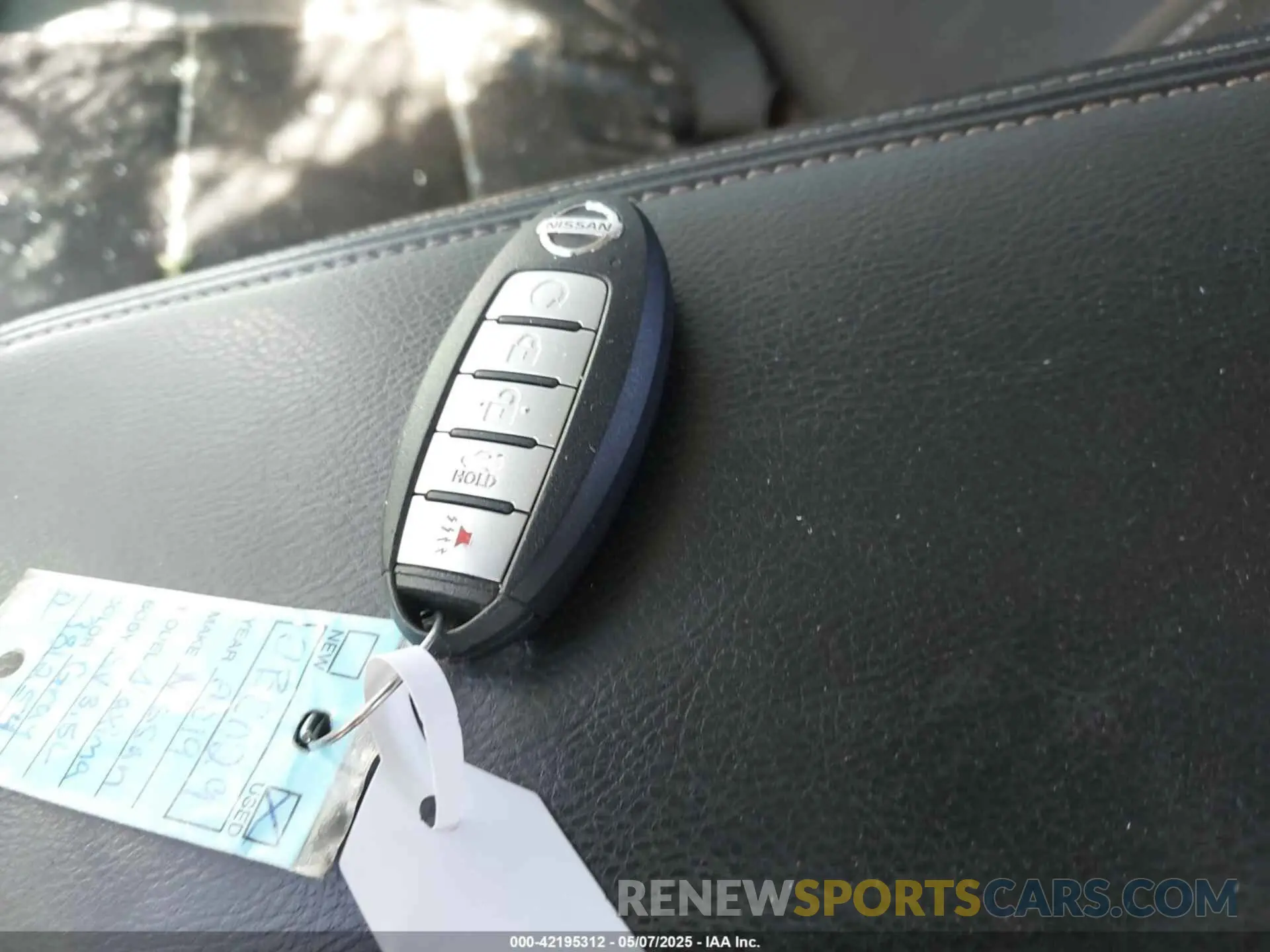 11 fotografías del automóvil dañado 1N4AA6AV7KC381254 NISSAN MAXIMA 2019