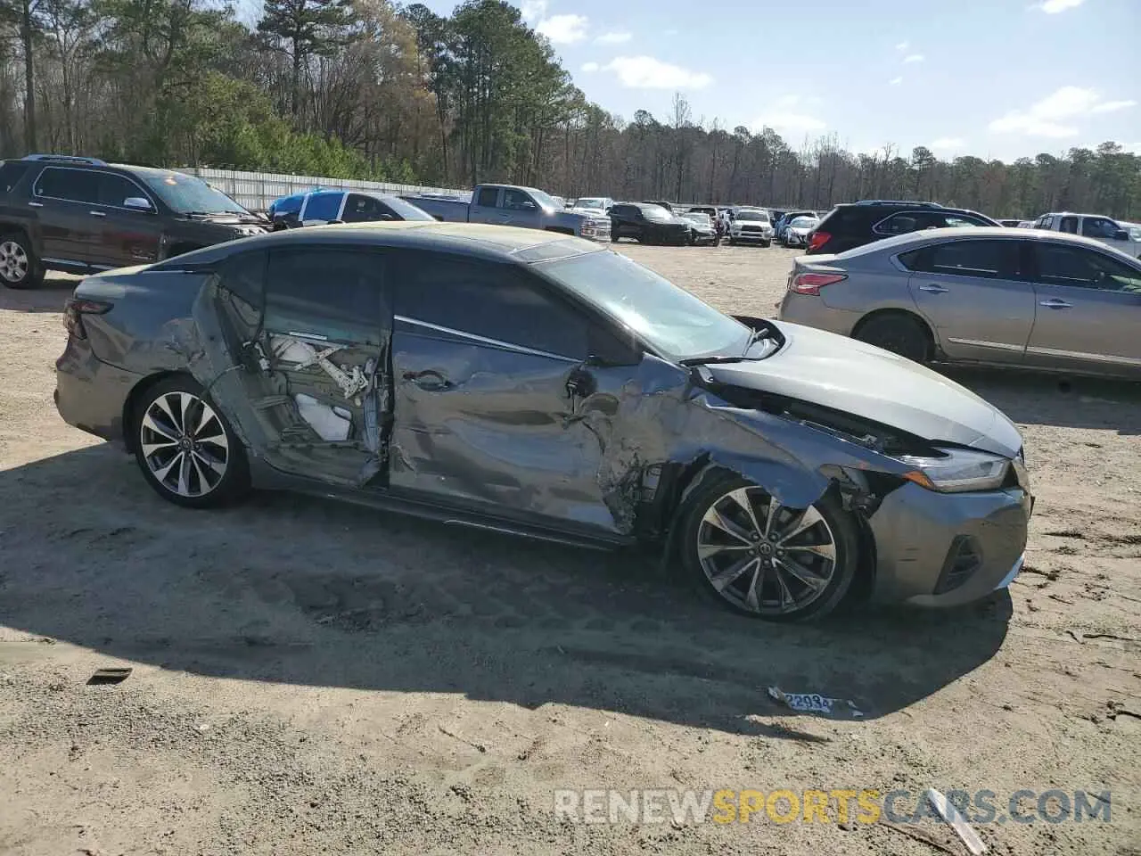 4 fotografías del automóvil dañado 1N4AA6AV7KC381982 NISSAN MAXIMA 2019