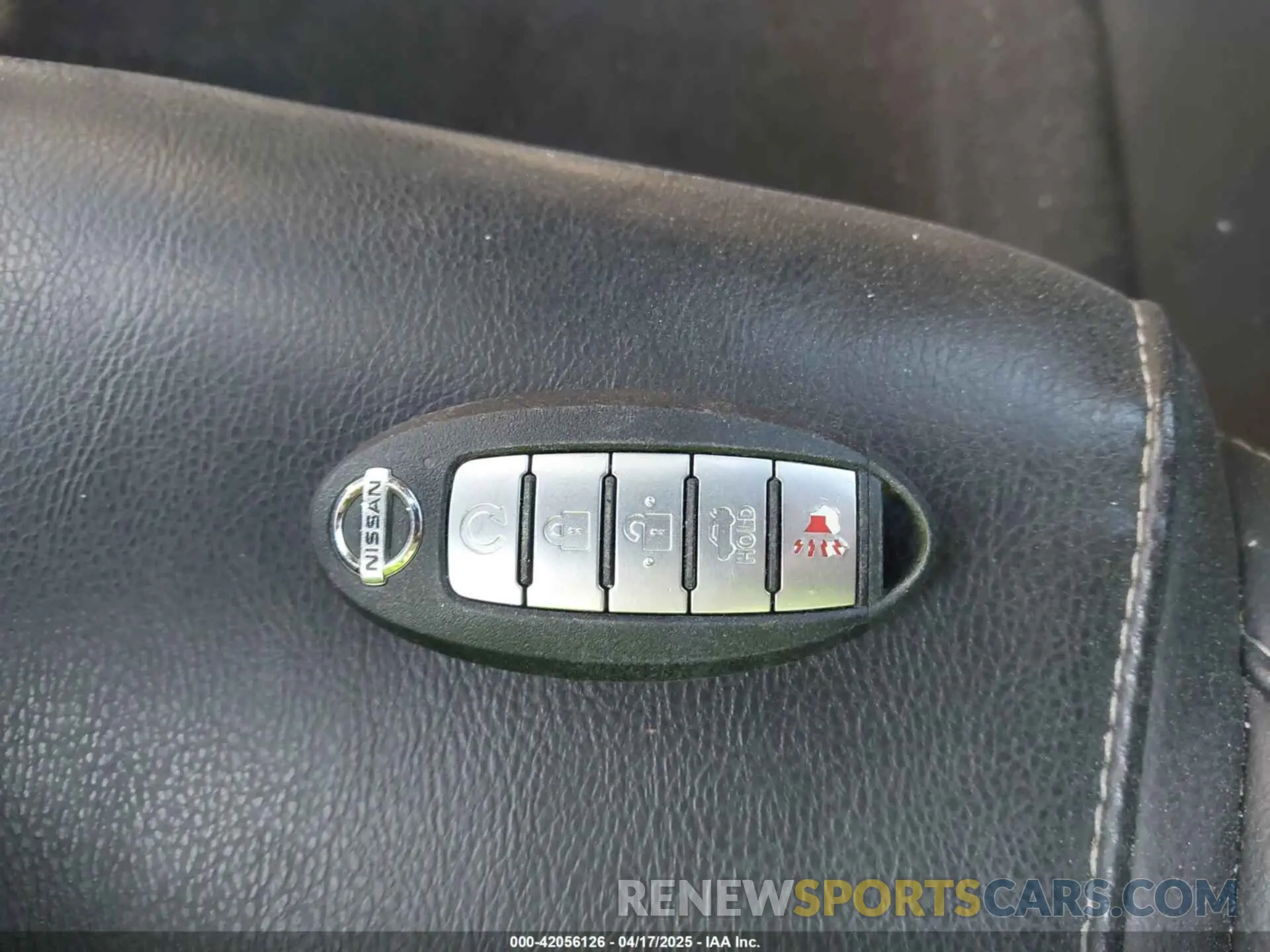 11 fotografías del automóvil dañado 1N4AA6AV8KC376936 NISSAN MAXIMA 2019