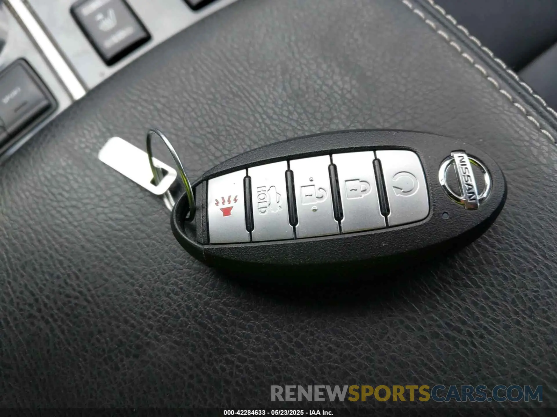 11 fotografías del automóvil dañado 1N4AA6AV9KC378078 NISSAN MAXIMA 2019