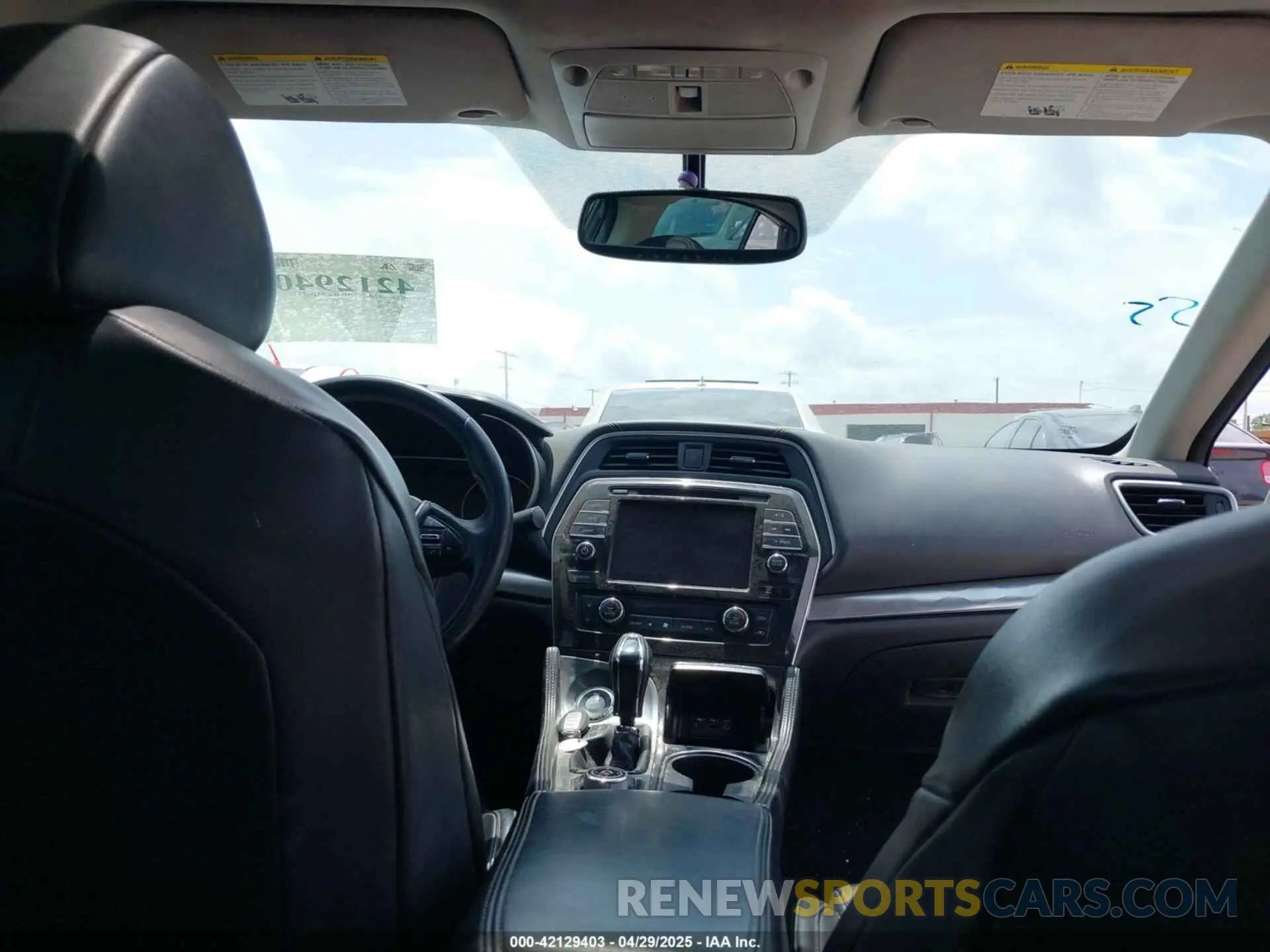 17 fotografías del automóvil dañado 1N4AA6AVXKC370667 NISSAN MAXIMA 2019