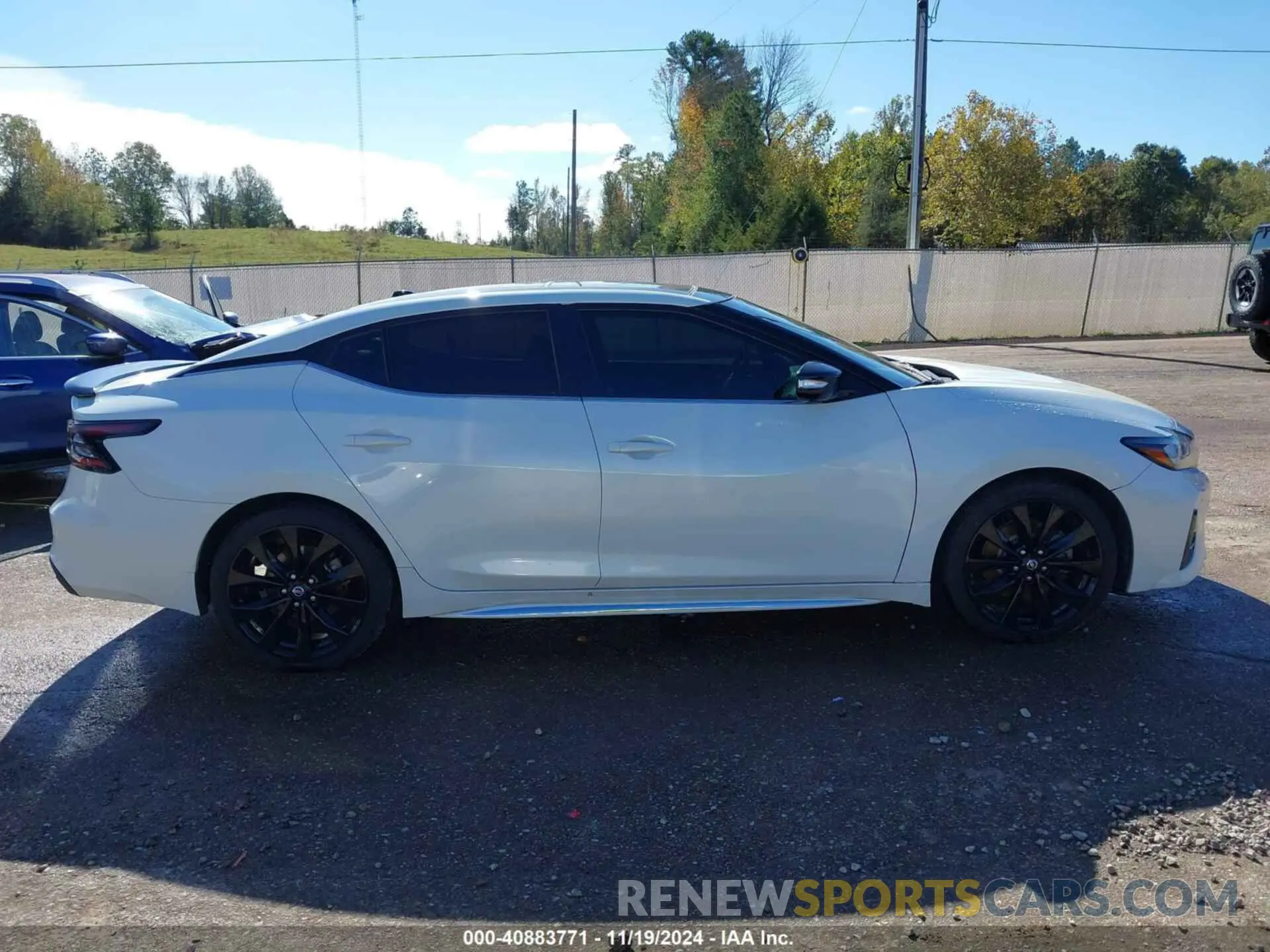 13 fotografías del automóvil dañado 1N4AA6AVXKC376971 NISSAN MAXIMA 2019