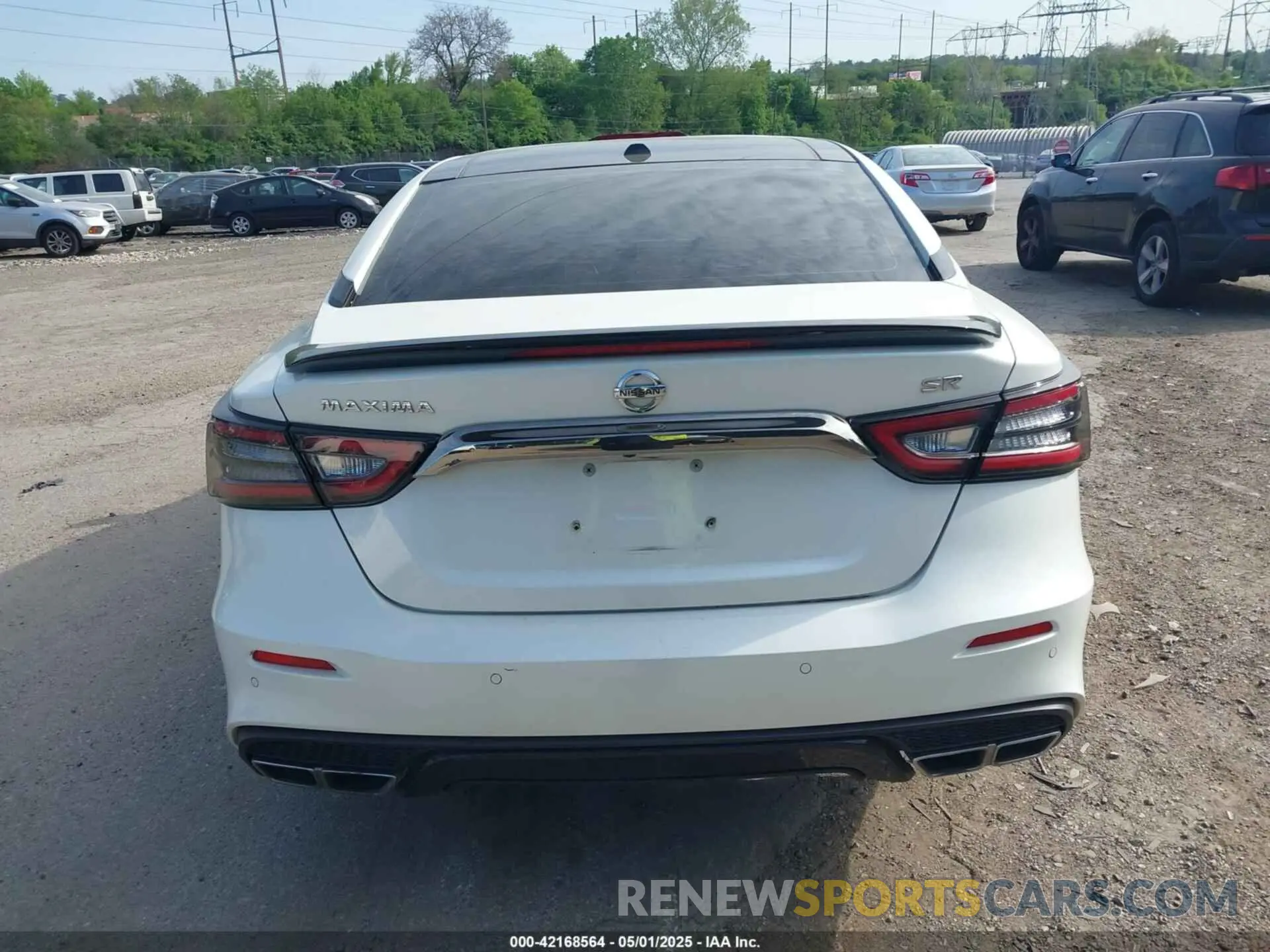 17 fotografías del automóvil dañado 1N4AA6AVXKC381023 NISSAN MAXIMA 2019