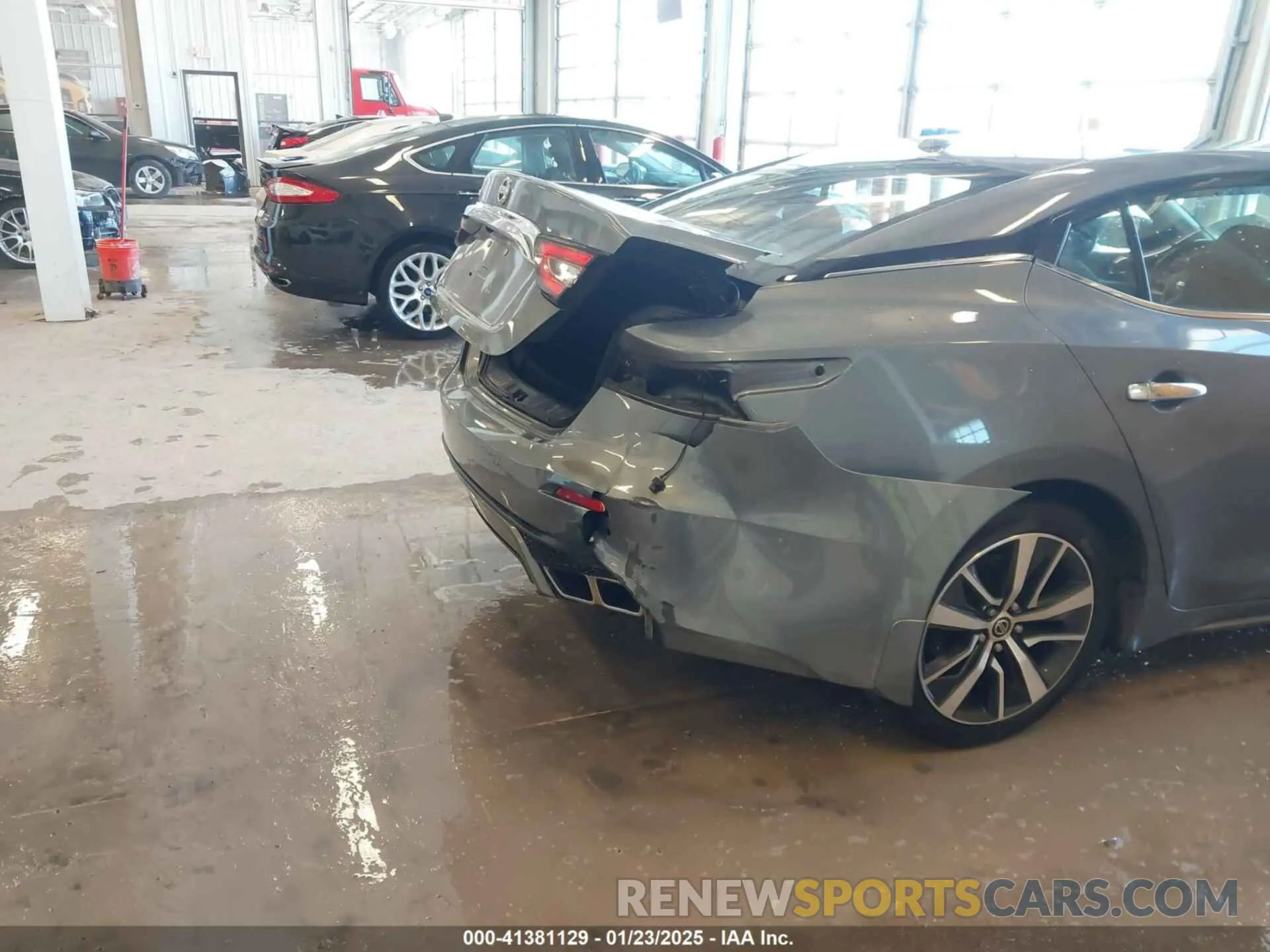6 fotografías del automóvil dañado 1N4AA6BV1LC379905 NISSAN MAXIMA 2020