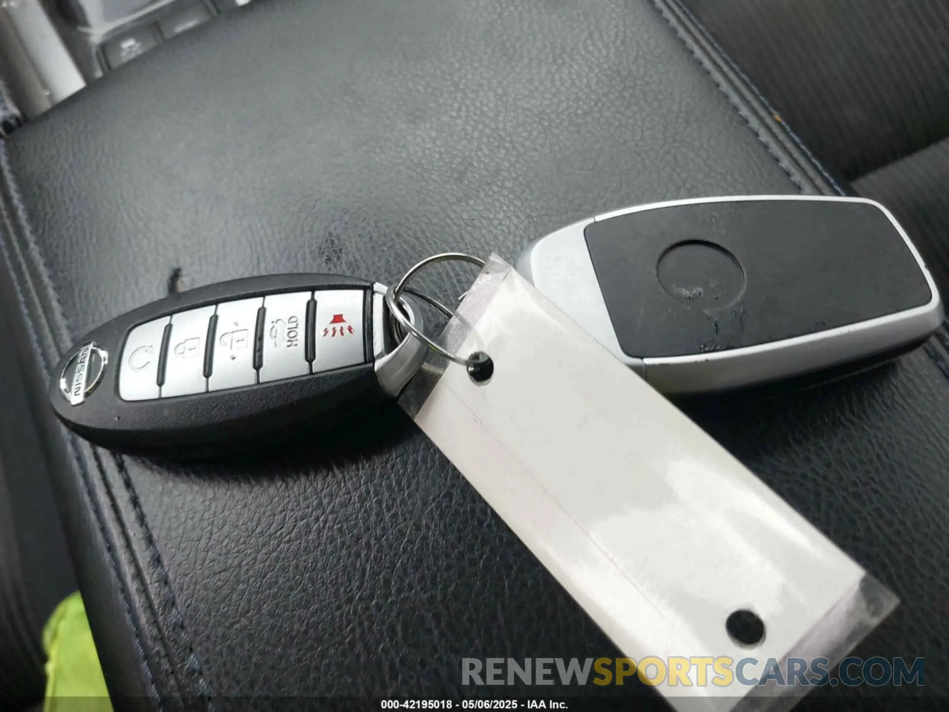 11 fotografías del automóvil dañado 1N4AA6BV4LC364136 NISSAN MAXIMA 2020