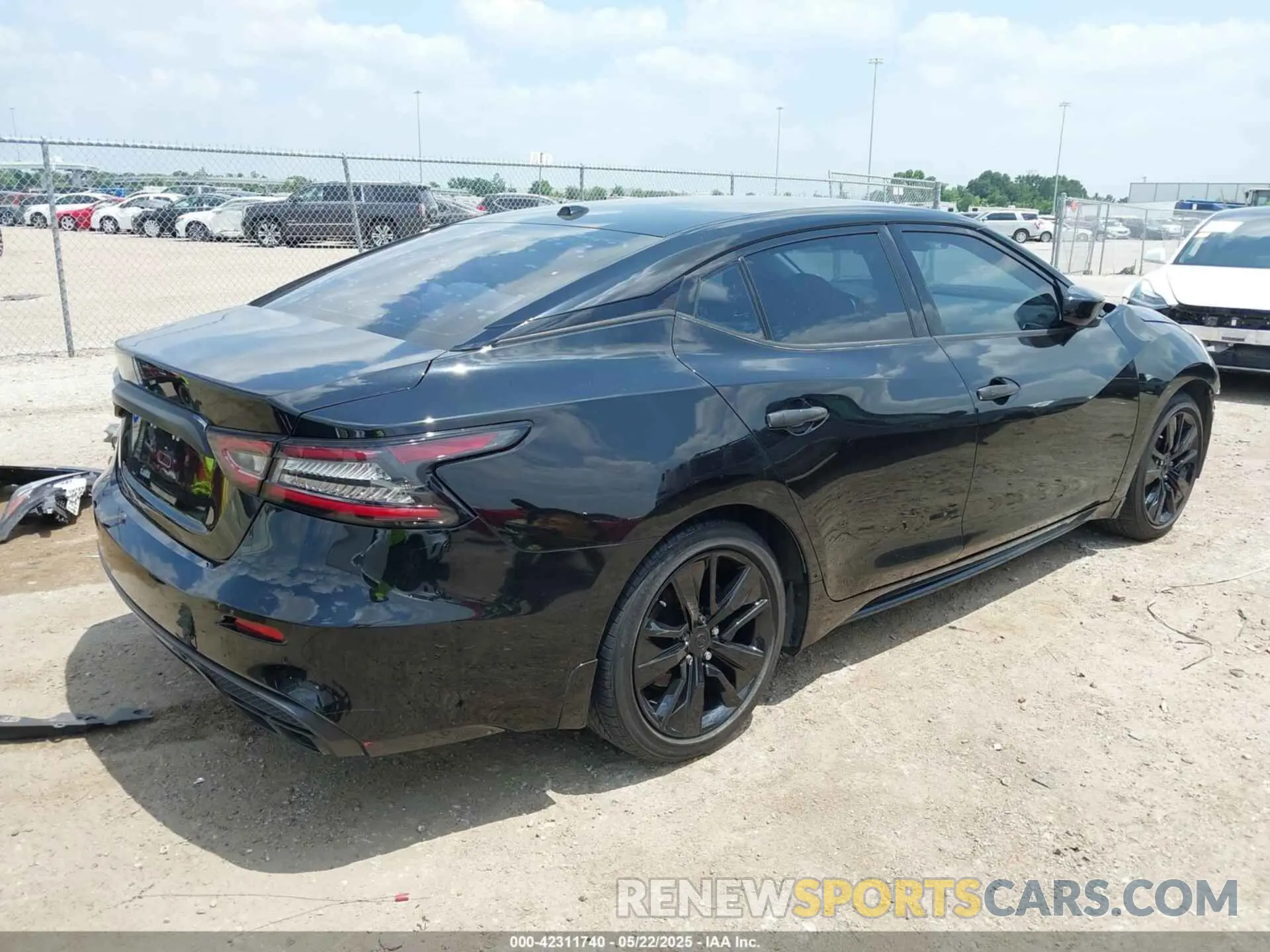 4 fotografías del automóvil dañado 1N4AA6BV8LC379075 NISSAN MAXIMA 2020