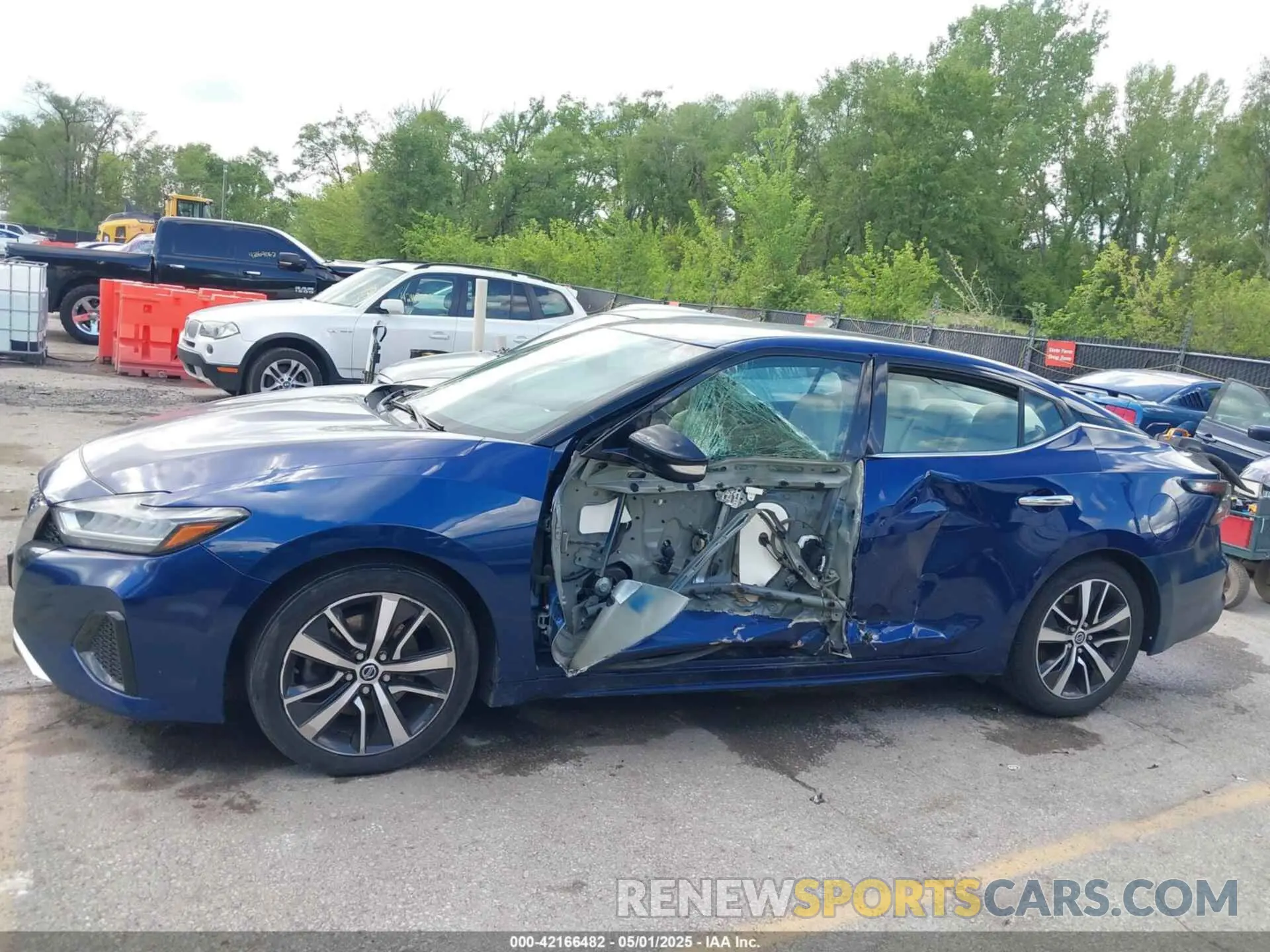 14 fotografías del automóvil dañado 1N4AA6CV0LC381465 NISSAN MAXIMA 2020