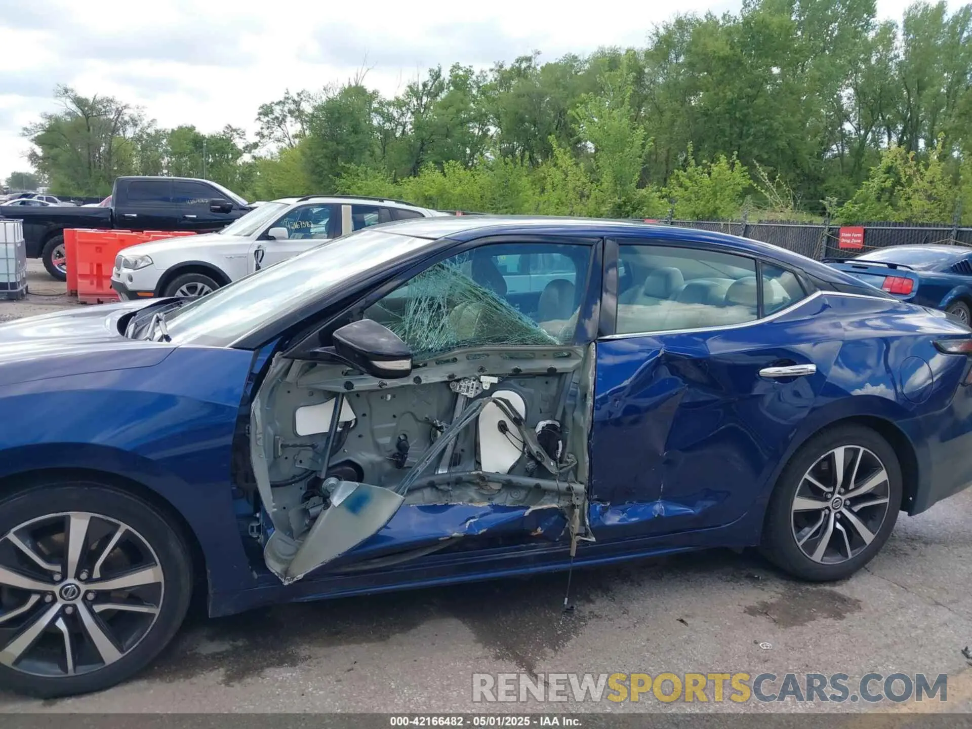 6 fotografías del automóvil dañado 1N4AA6CV0LC381465 NISSAN MAXIMA 2020