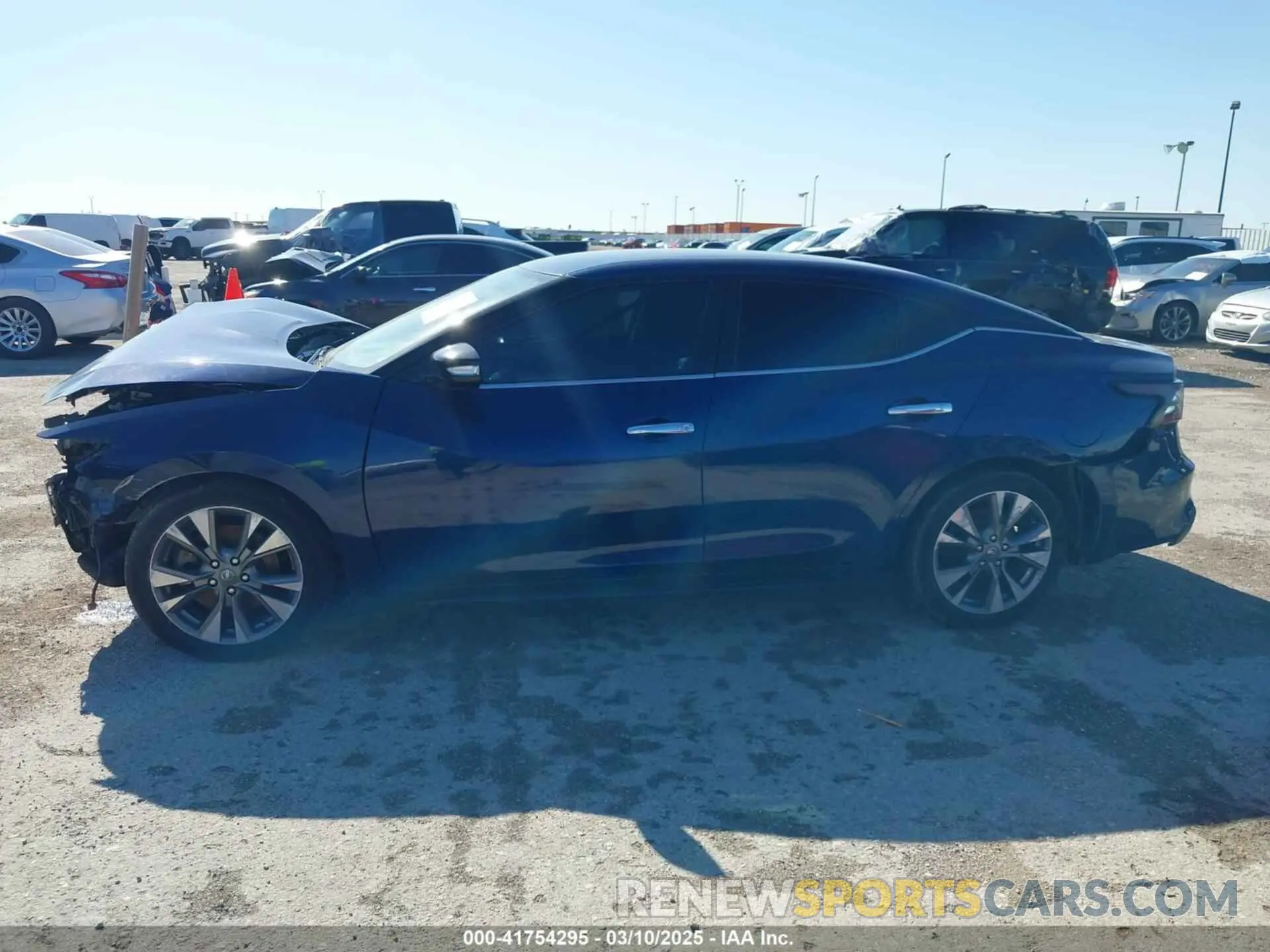 14 fotografías del automóvil dañado 1N4AA6CV0LC381630 NISSAN MAXIMA 2020