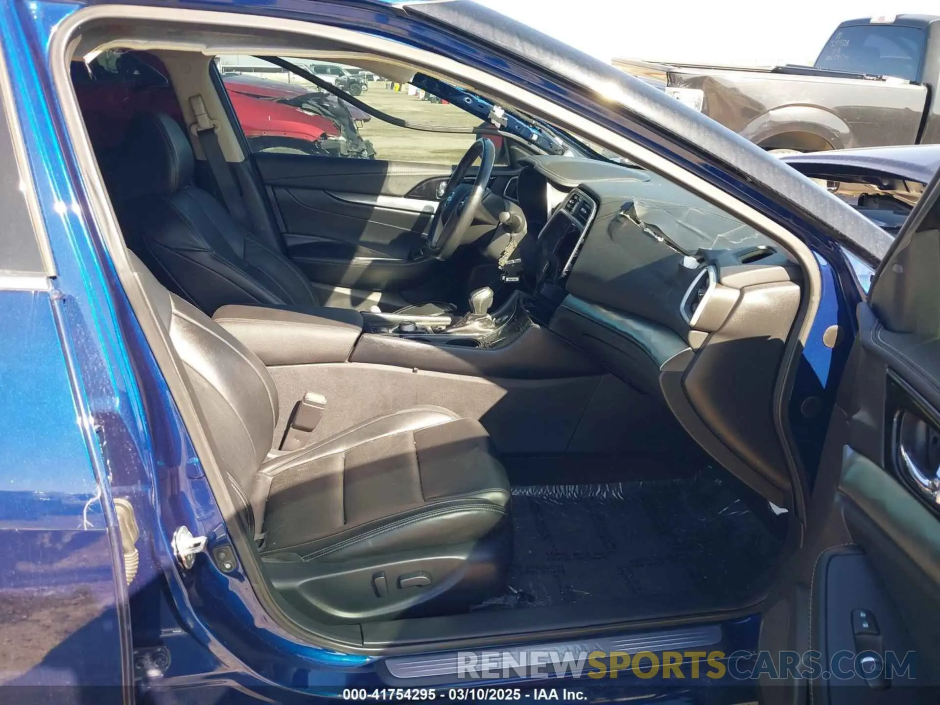 5 fotografías del automóvil dañado 1N4AA6CV0LC381630 NISSAN MAXIMA 2020