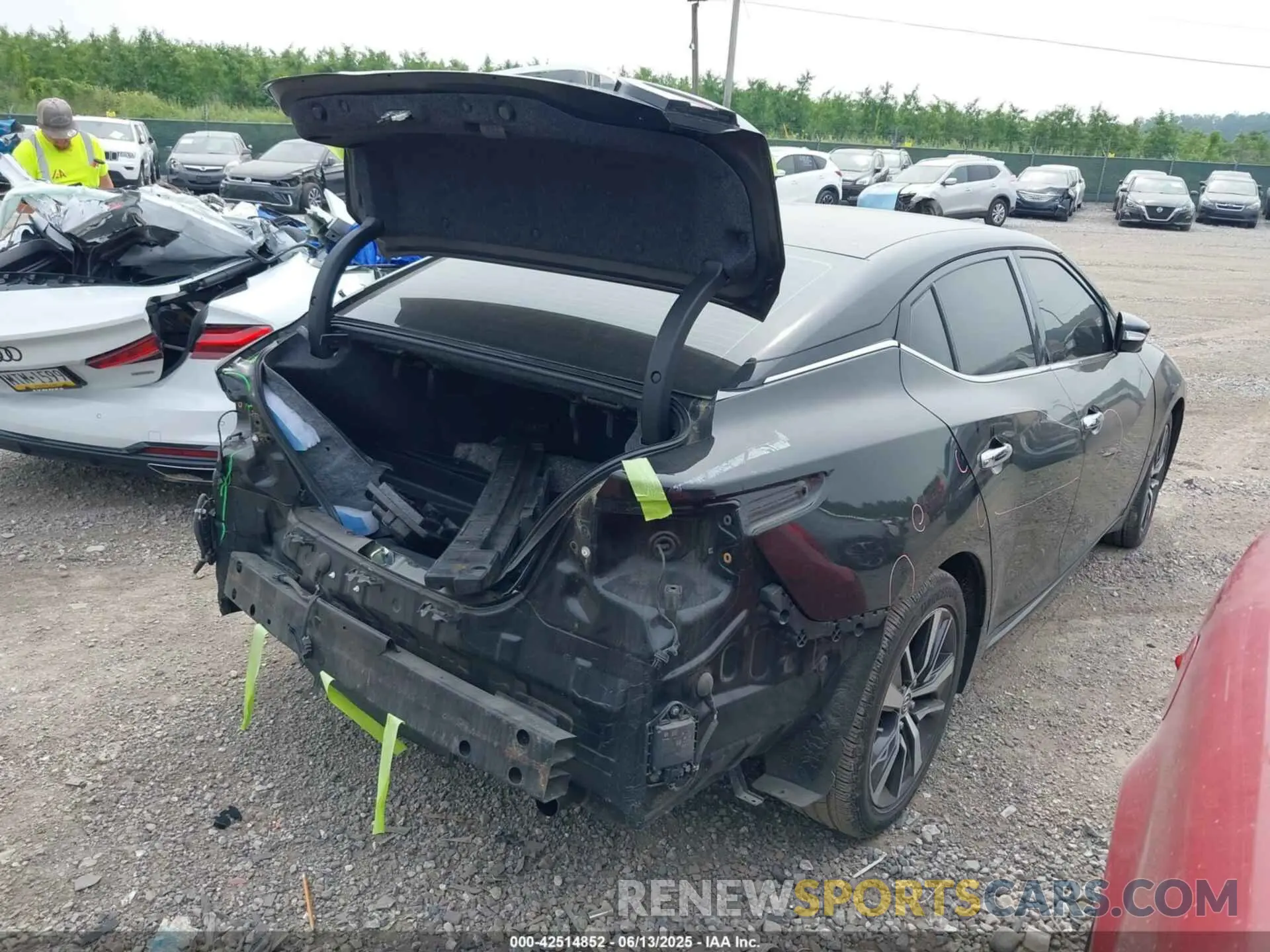 4 fotografías del automóvil dañado 1N4AA6CV3LC360108 NISSAN MAXIMA 2020