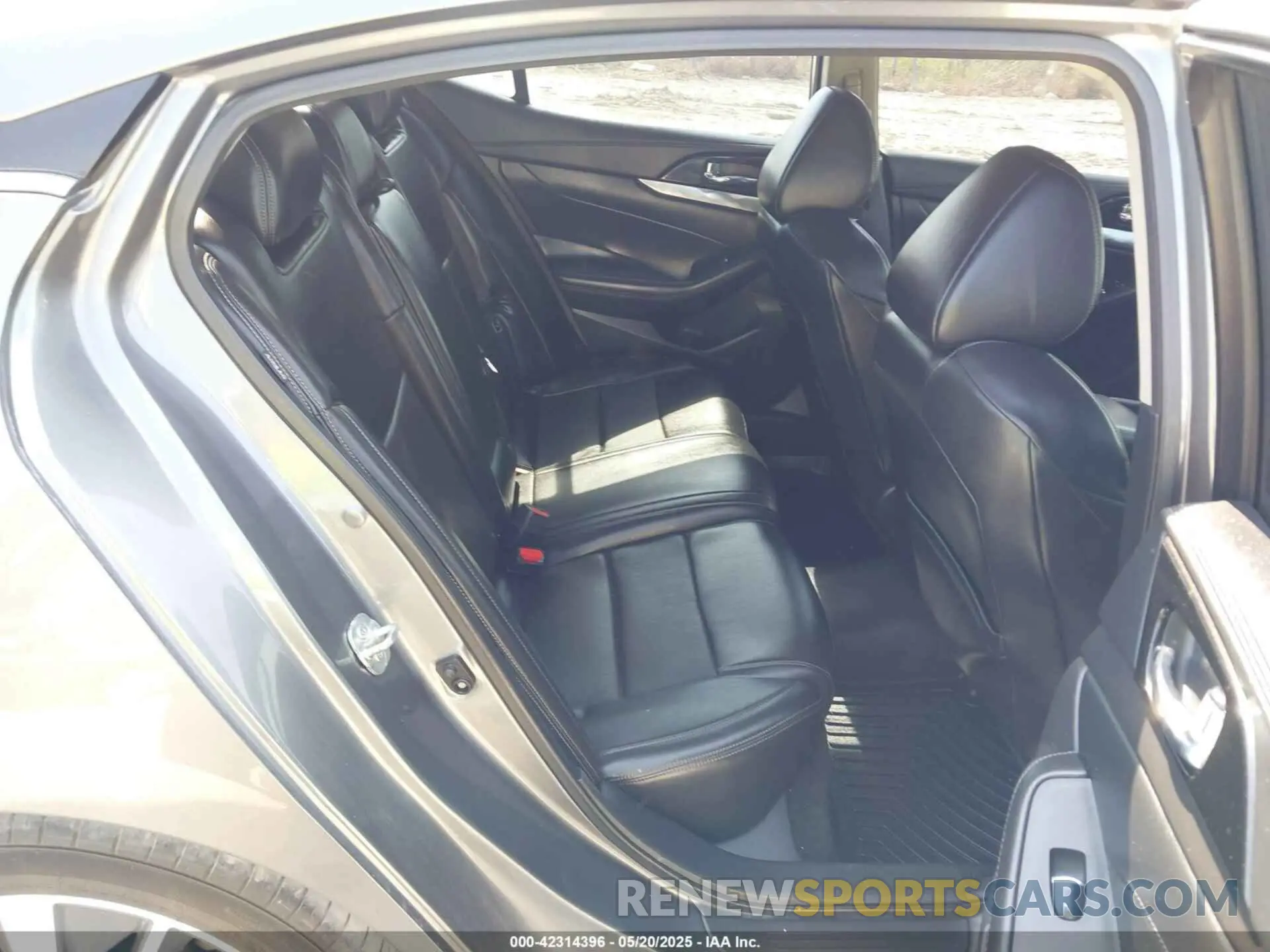 8 fotografías del automóvil dañado 1N4AA6CV7LC373623 NISSAN MAXIMA 2020
