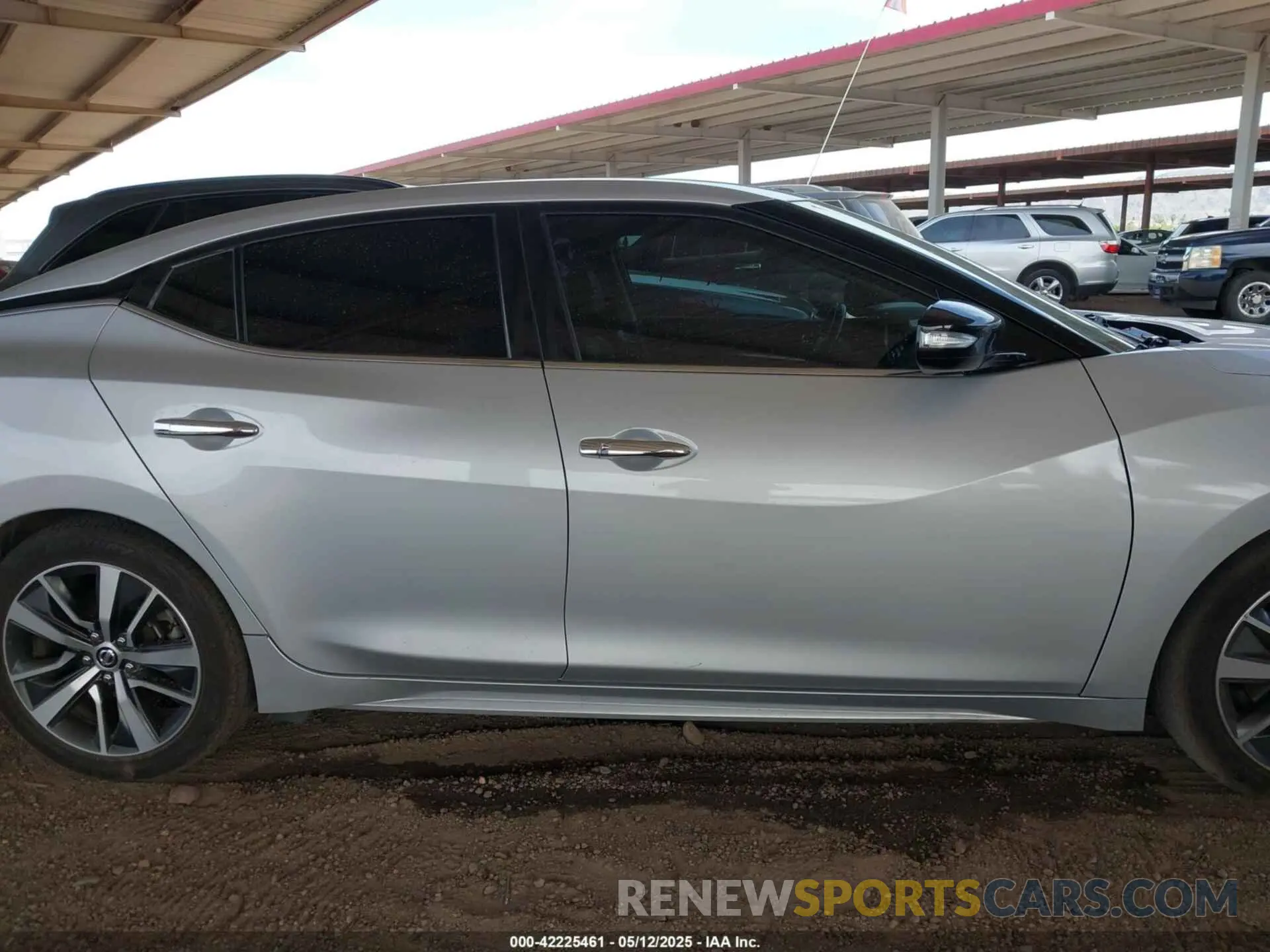 13 fotografías del automóvil dañado 1N4AA6CV8LC361190 NISSAN MAXIMA 2020