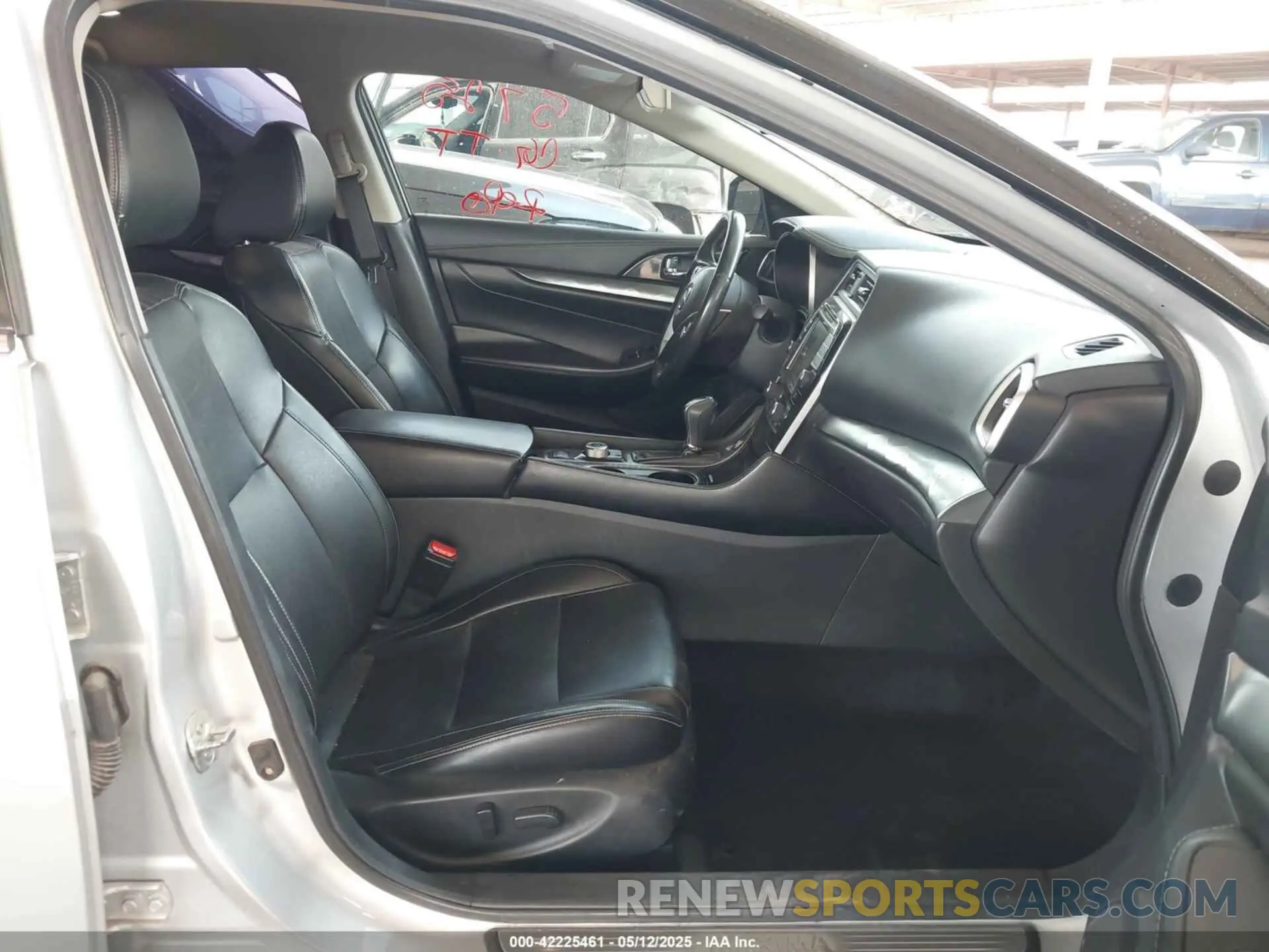 5 fotografías del automóvil dañado 1N4AA6CV8LC361190 NISSAN MAXIMA 2020