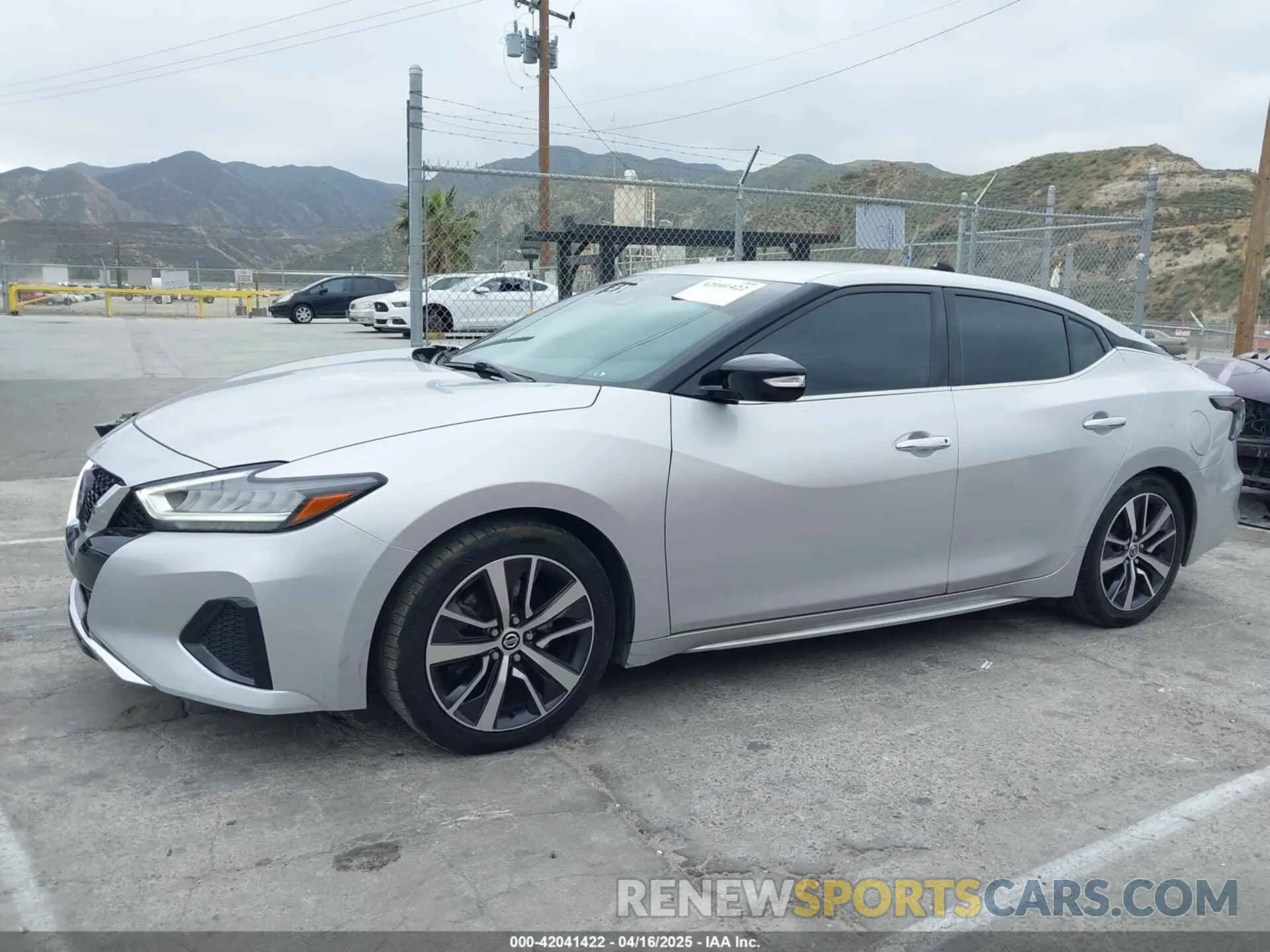 14 fotografías del automóvil dañado 1N4AA6CVXLC380646 NISSAN MAXIMA 2020