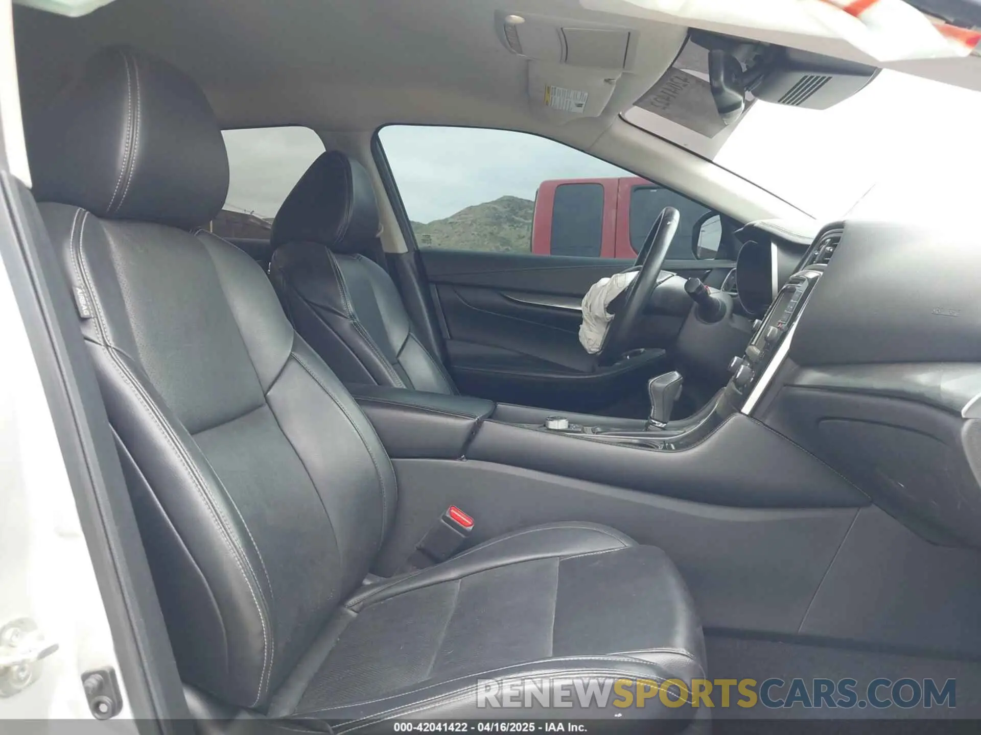 5 fotografías del automóvil dañado 1N4AA6CVXLC380646 NISSAN MAXIMA 2020