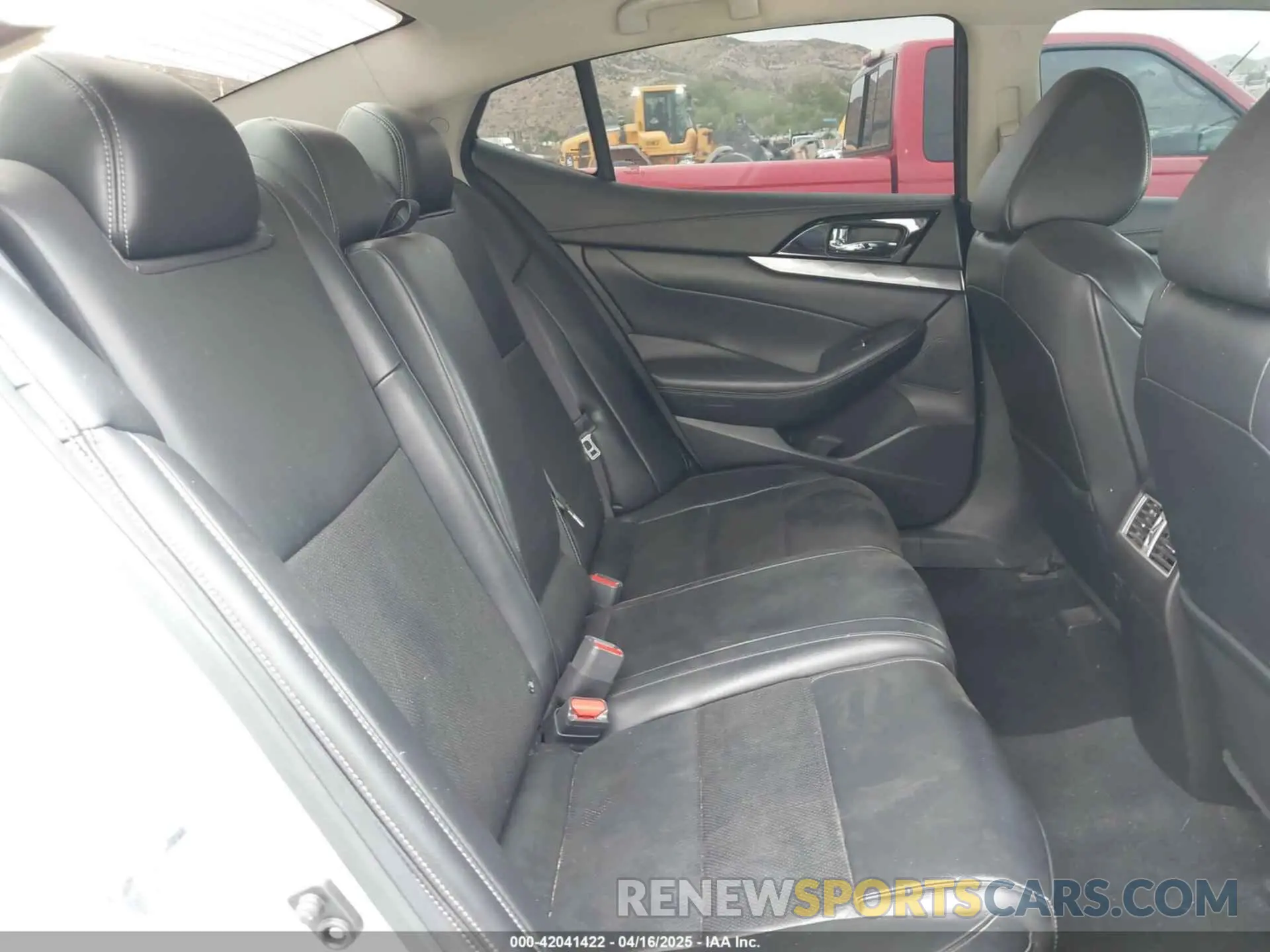 8 fotografías del automóvil dañado 1N4AA6CVXLC380646 NISSAN MAXIMA 2020