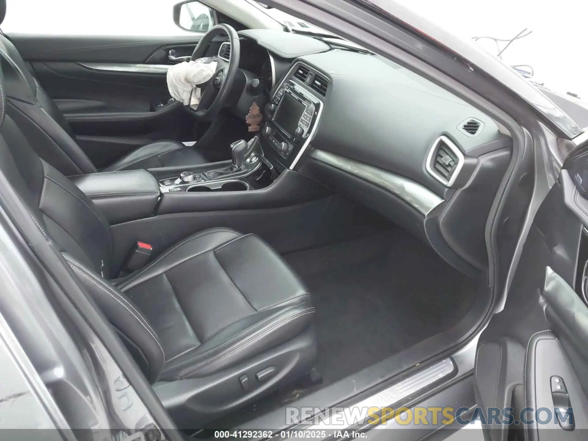 5 fotografías del automóvil dañado 1N4AA6DV2LC377576 NISSAN MAXIMA 2020