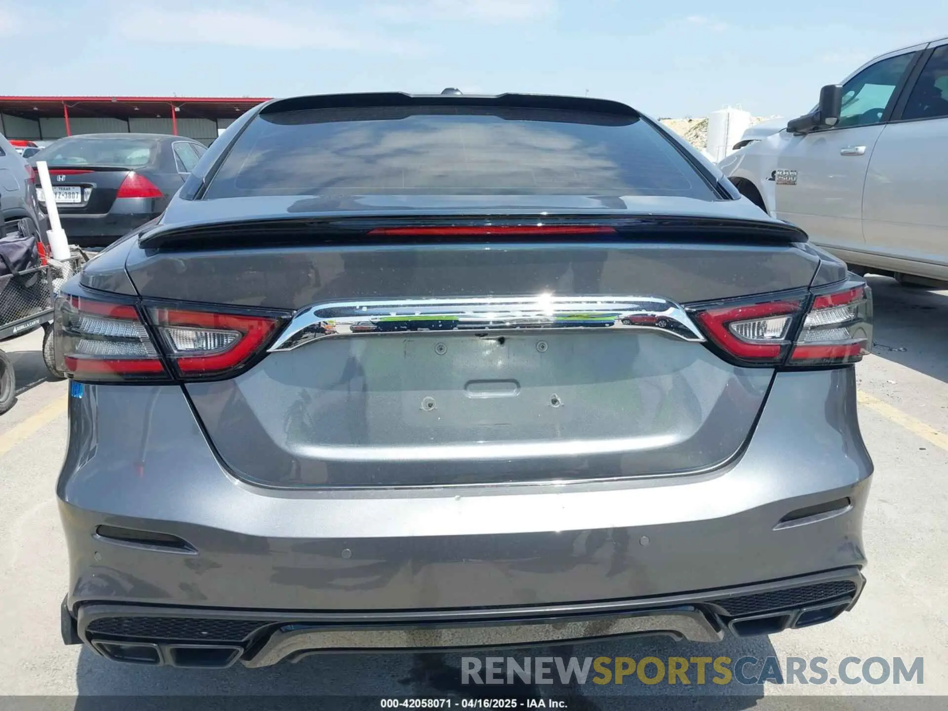 16 fotografías del automóvil dañado 1N4AA6EVXLC383592 NISSAN MAXIMA 2020