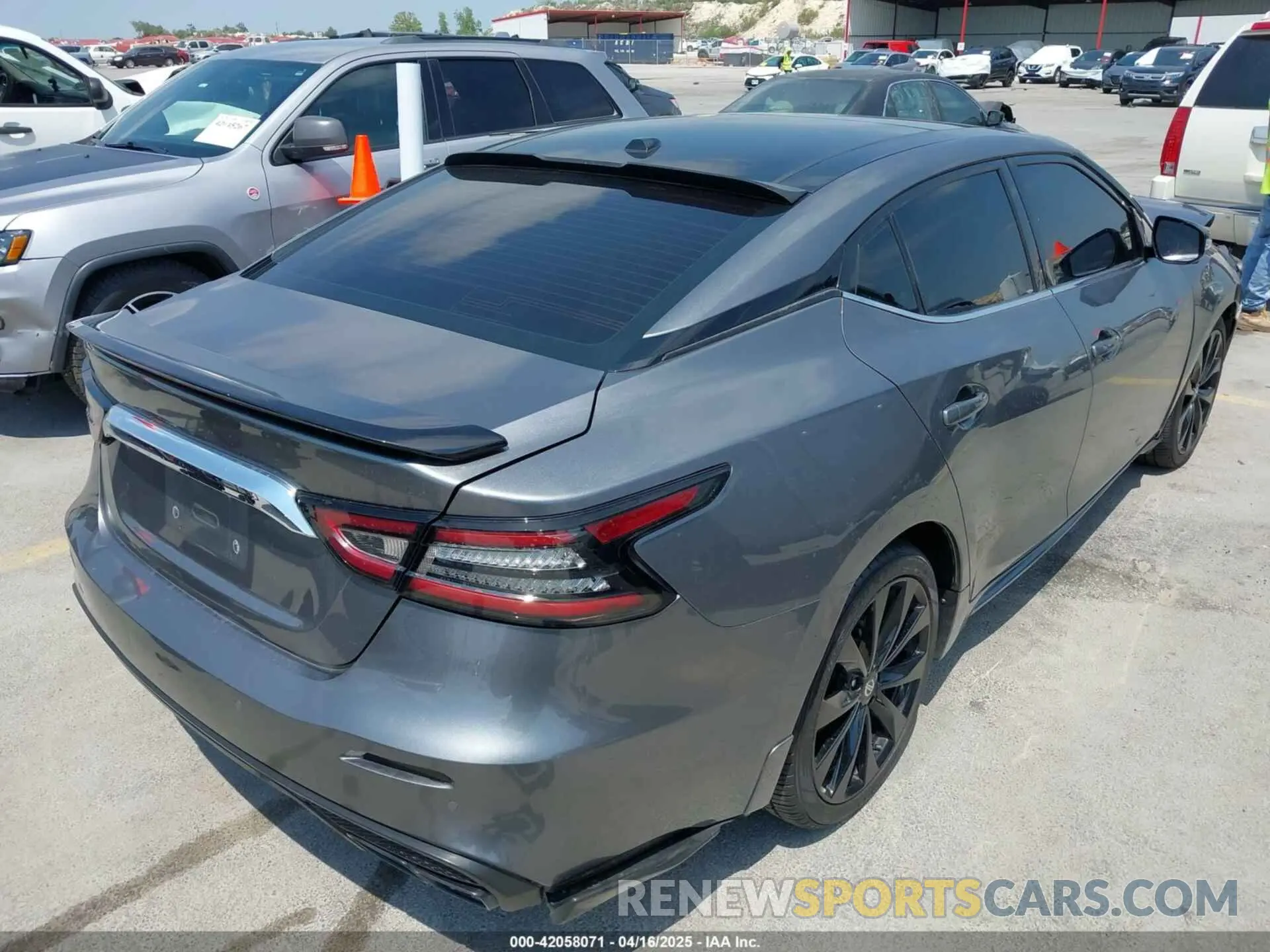 4 fotografías del automóvil dañado 1N4AA6EVXLC383592 NISSAN MAXIMA 2020