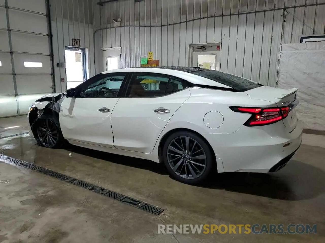 2 fotografías del automóvil dañado 1N4AA6FV3LC362999 NISSAN MAXIMA 2020