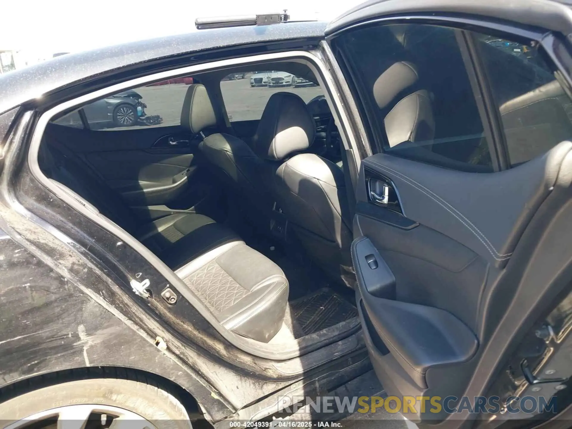 8 fotografías del automóvil dañado 1N4AA6FV5LC374801 NISSAN MAXIMA 2020